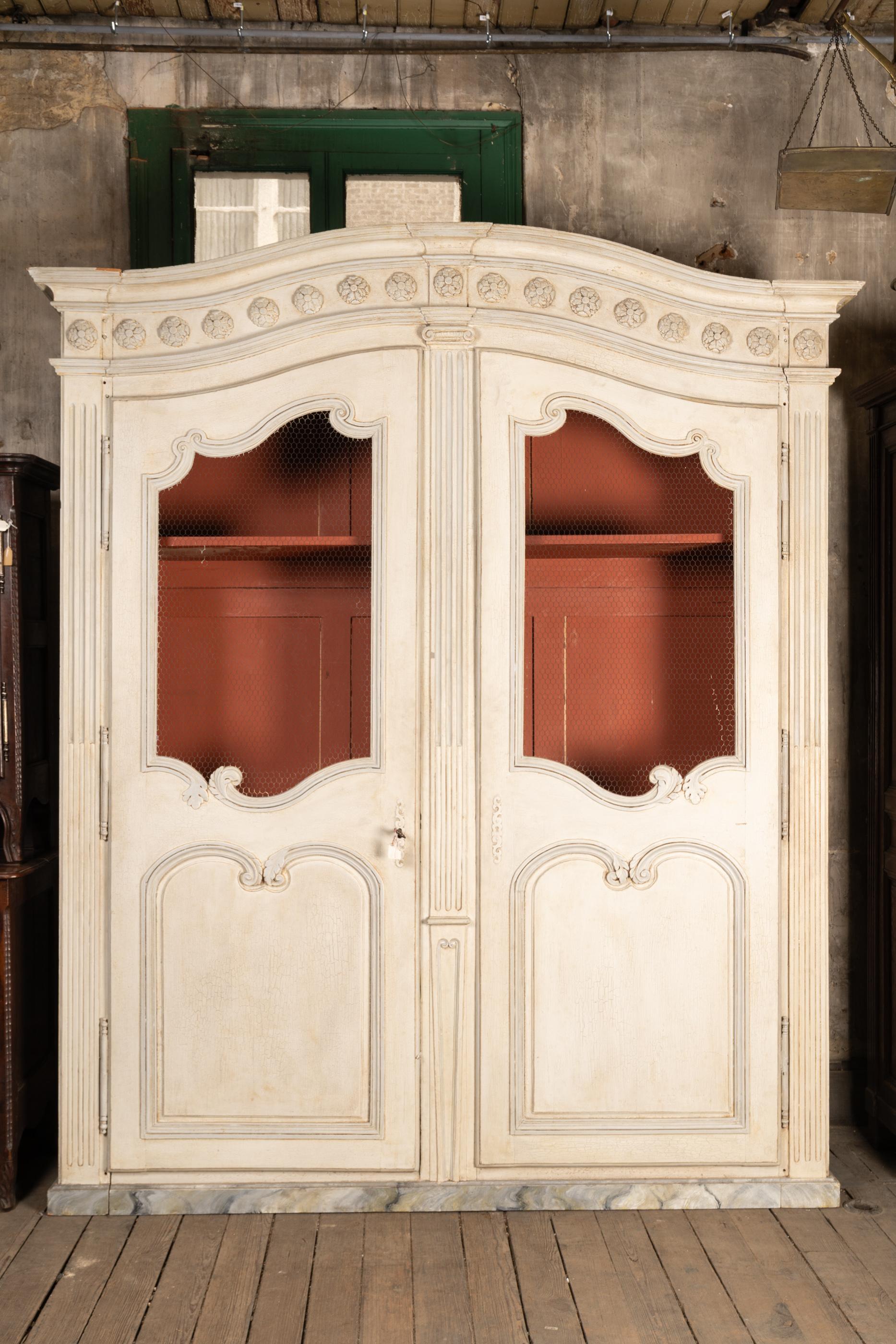 Large 19th Century French Louis XVI Carved & Painted Two Door Bookcase For Sale 4