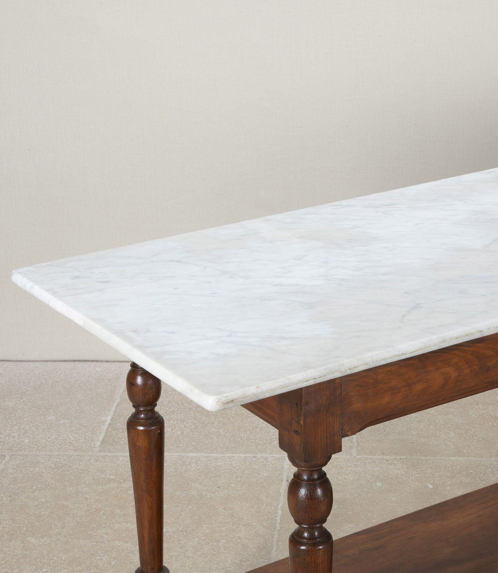 Grande bancone da pasticceria francese del XIX secolo con piano in marmo in vendita 4