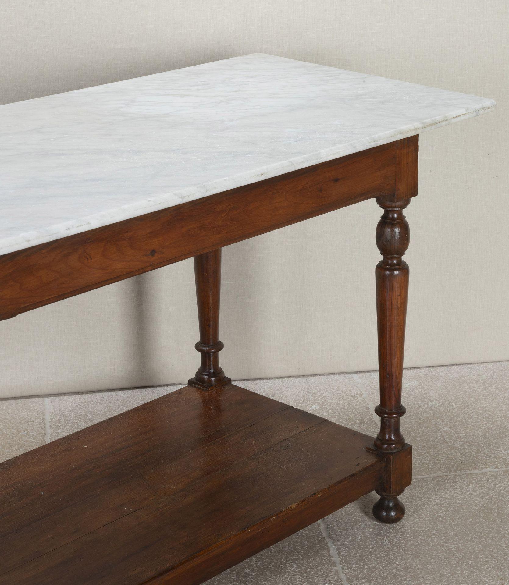 Grande bancone da pasticceria francese del XIX secolo con piano in marmo In condizioni buone in vendita a Gloucestershire, GB