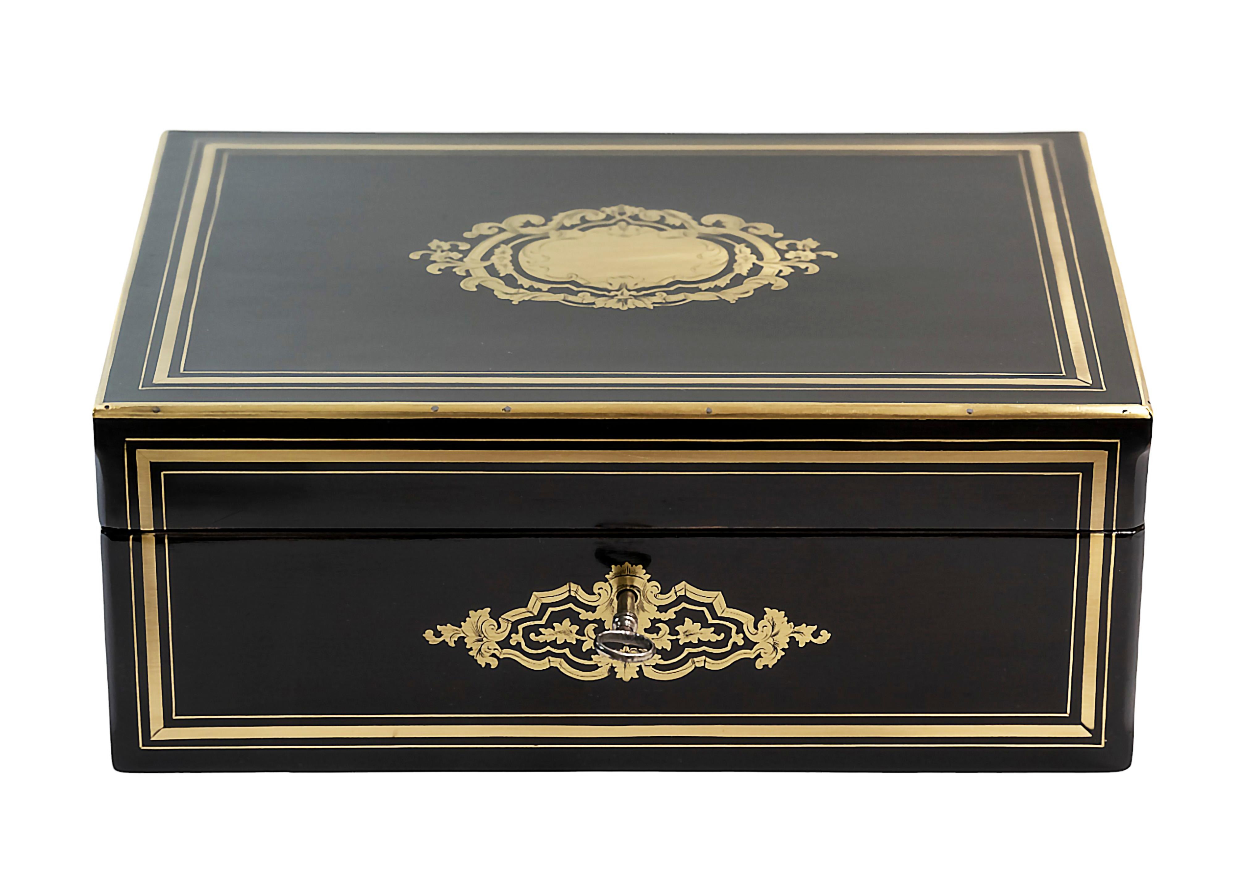Francese Grande scatola francese del XIX secolo di Napoleone III in vendita