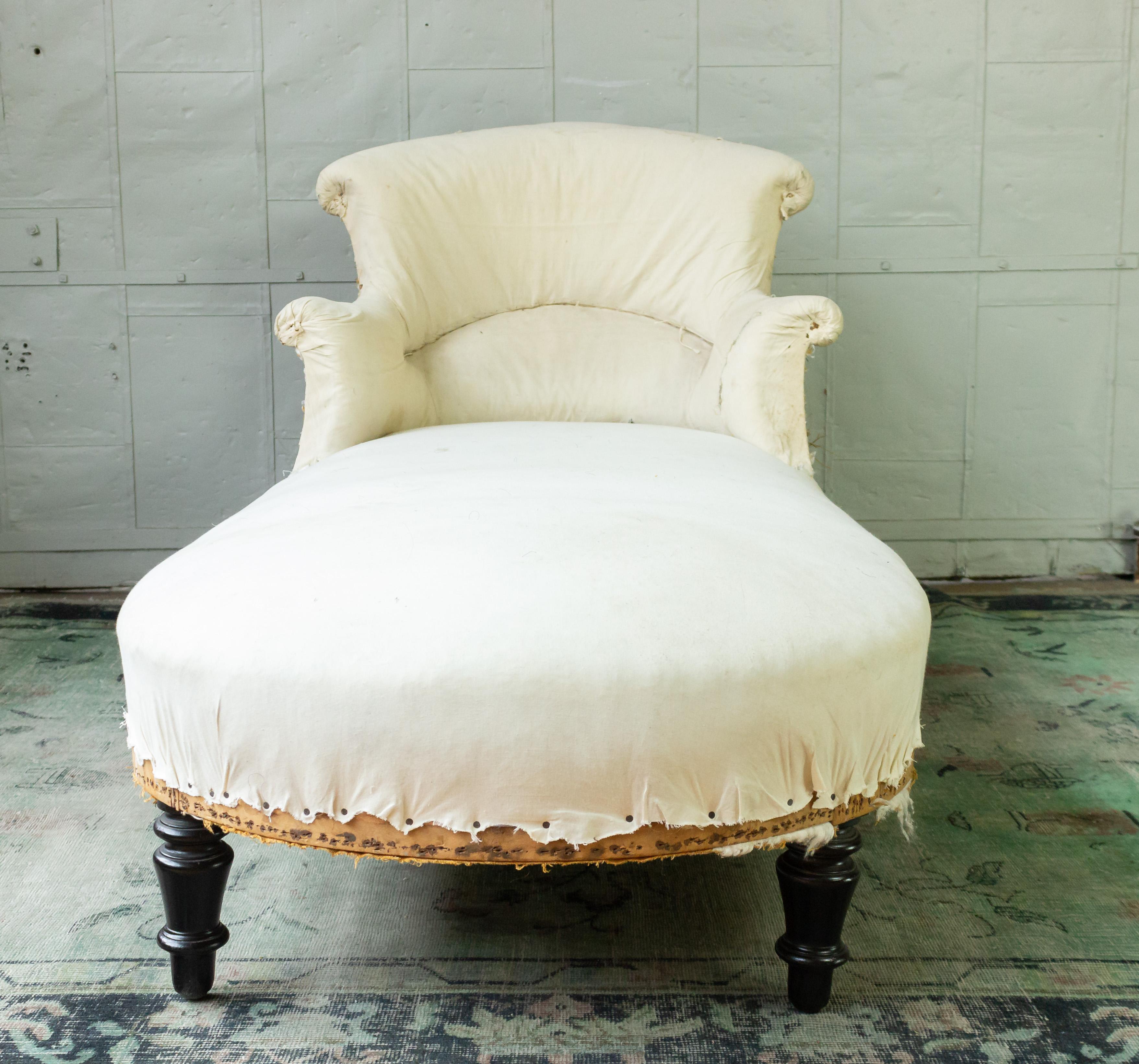 Beech Large 19th Century French Napoleon III Chaise Longue