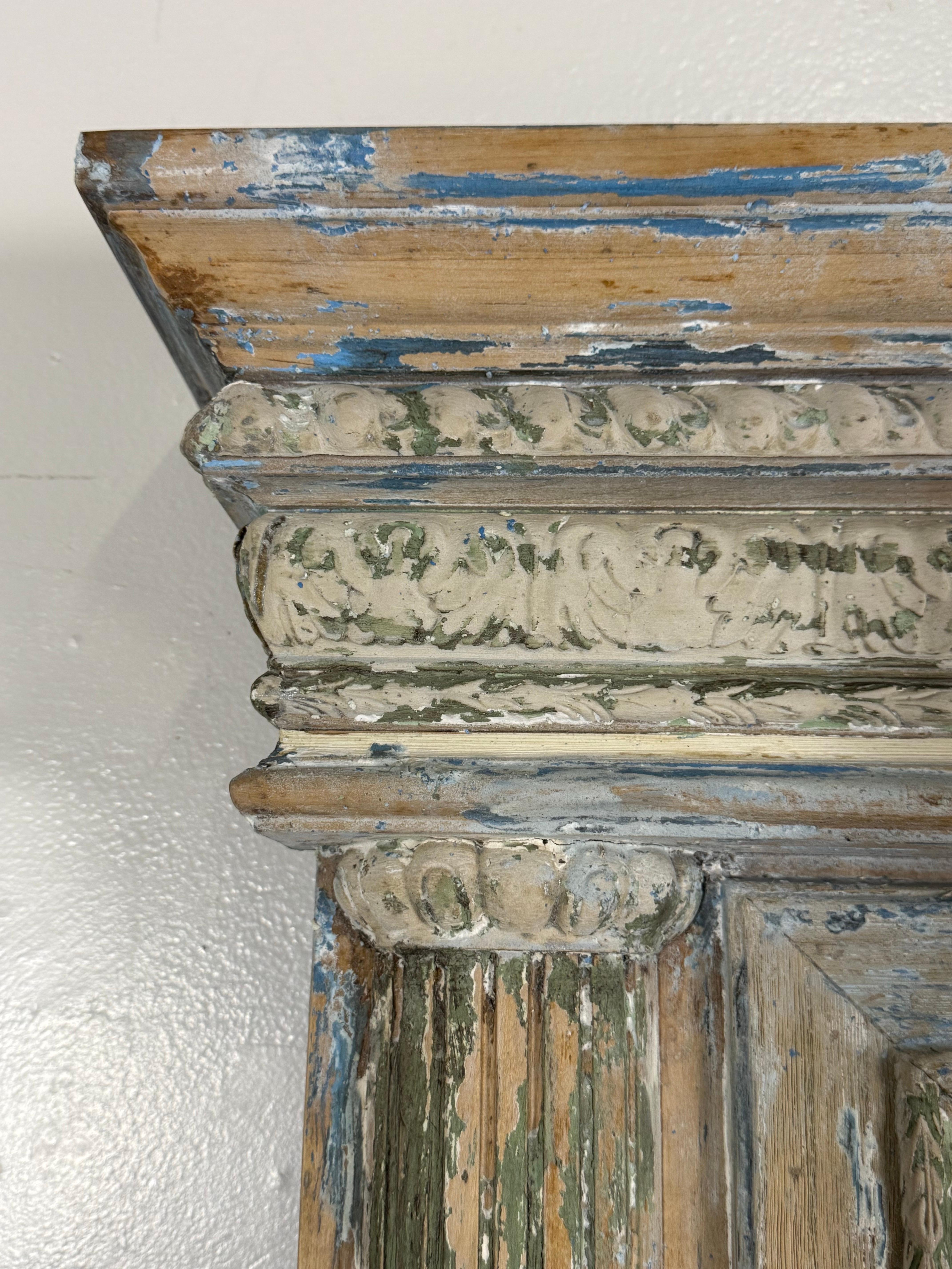 Large 19th Century French Neoclassical Trumeau Mirror with Aged Painted Finish en vente 10