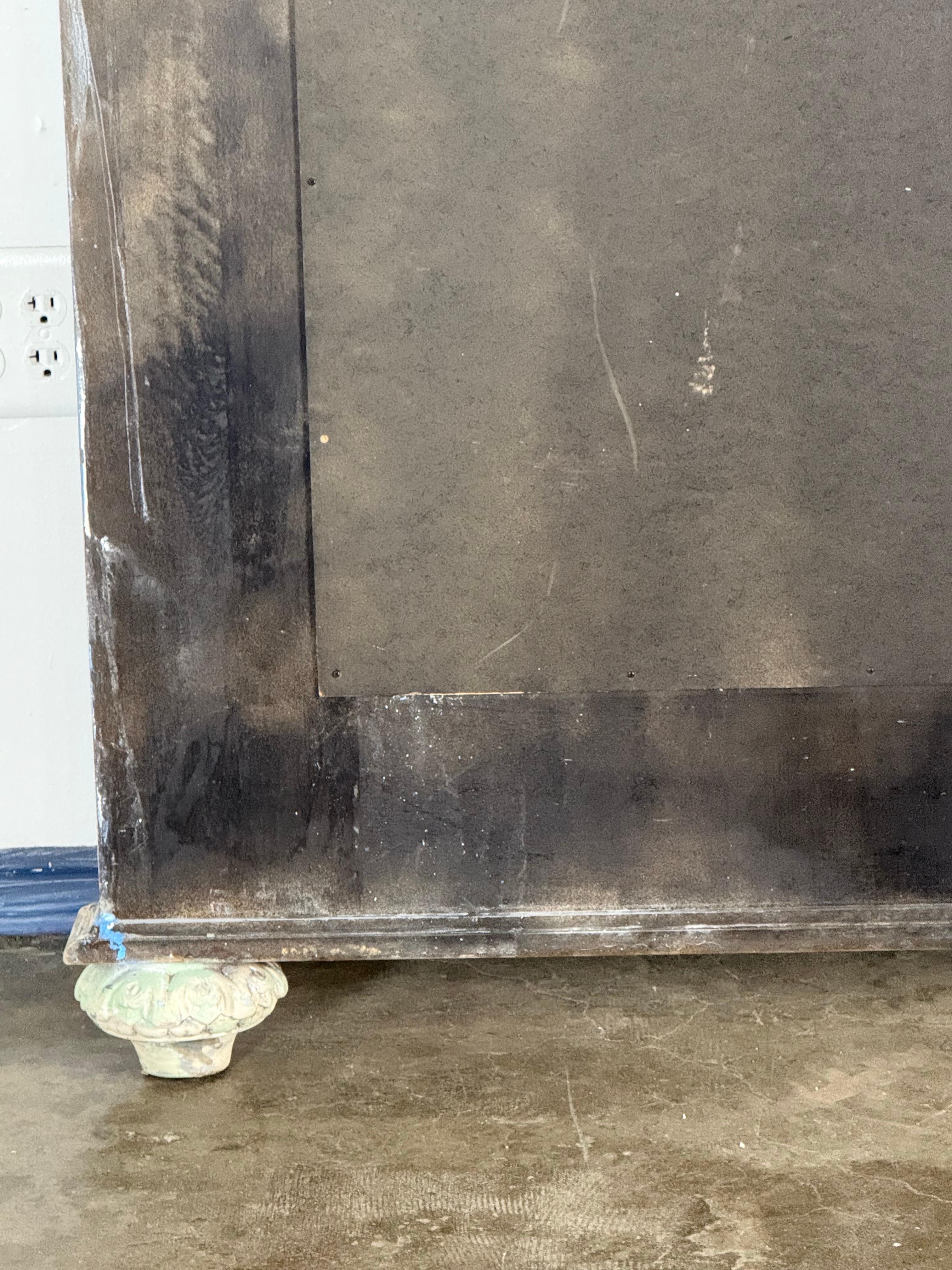Large 19th Century French Neoclassical Trumeau Mirror with Aged Painted Finish en vente 12