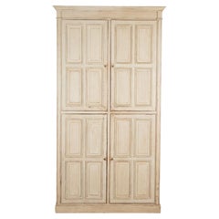 Grande armoire peinte française du 19ème siècle