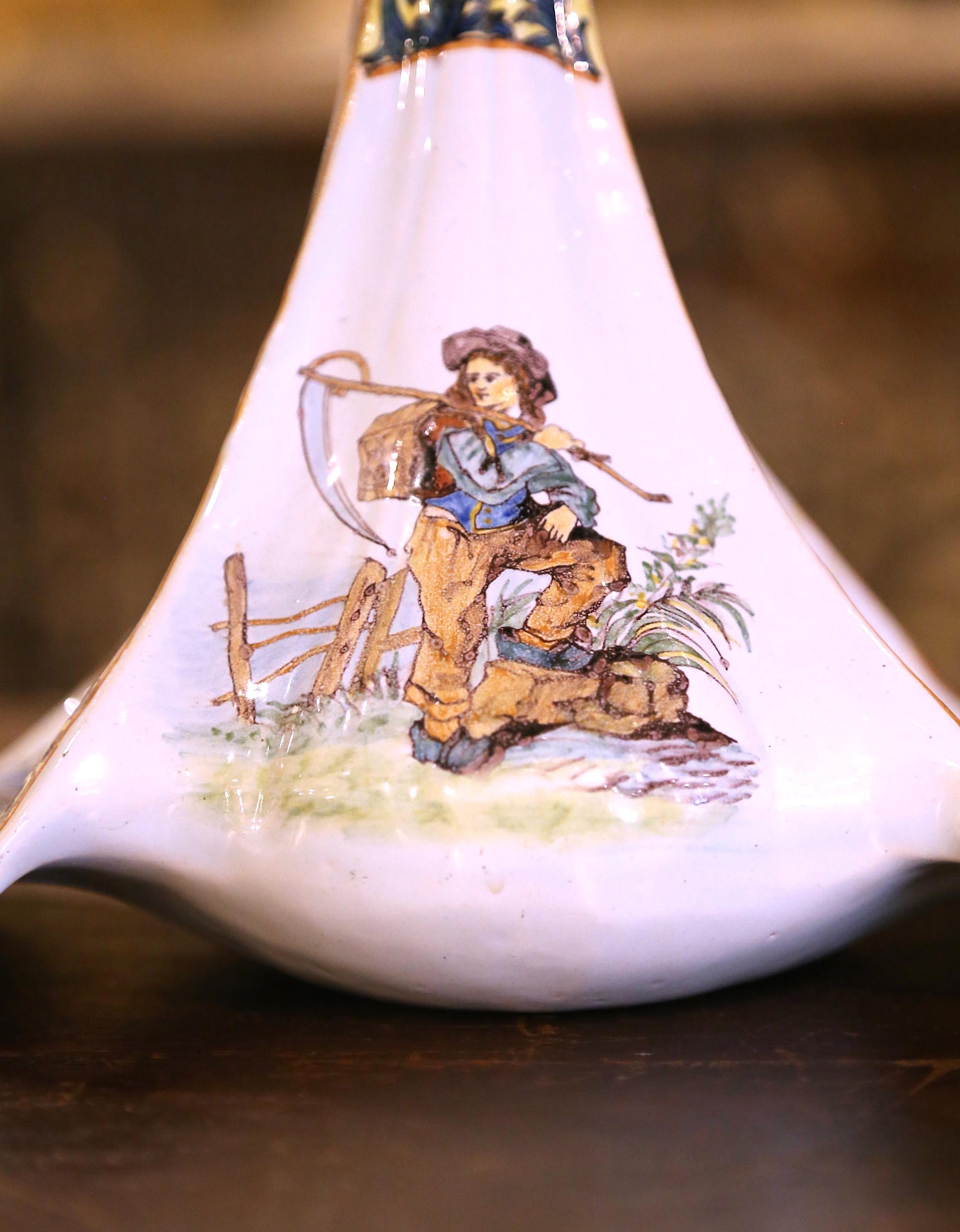 Large 19th Century French Painted Faience Porquier Beau Quimper Dish In Excellent Condition For Sale In Dallas, TX