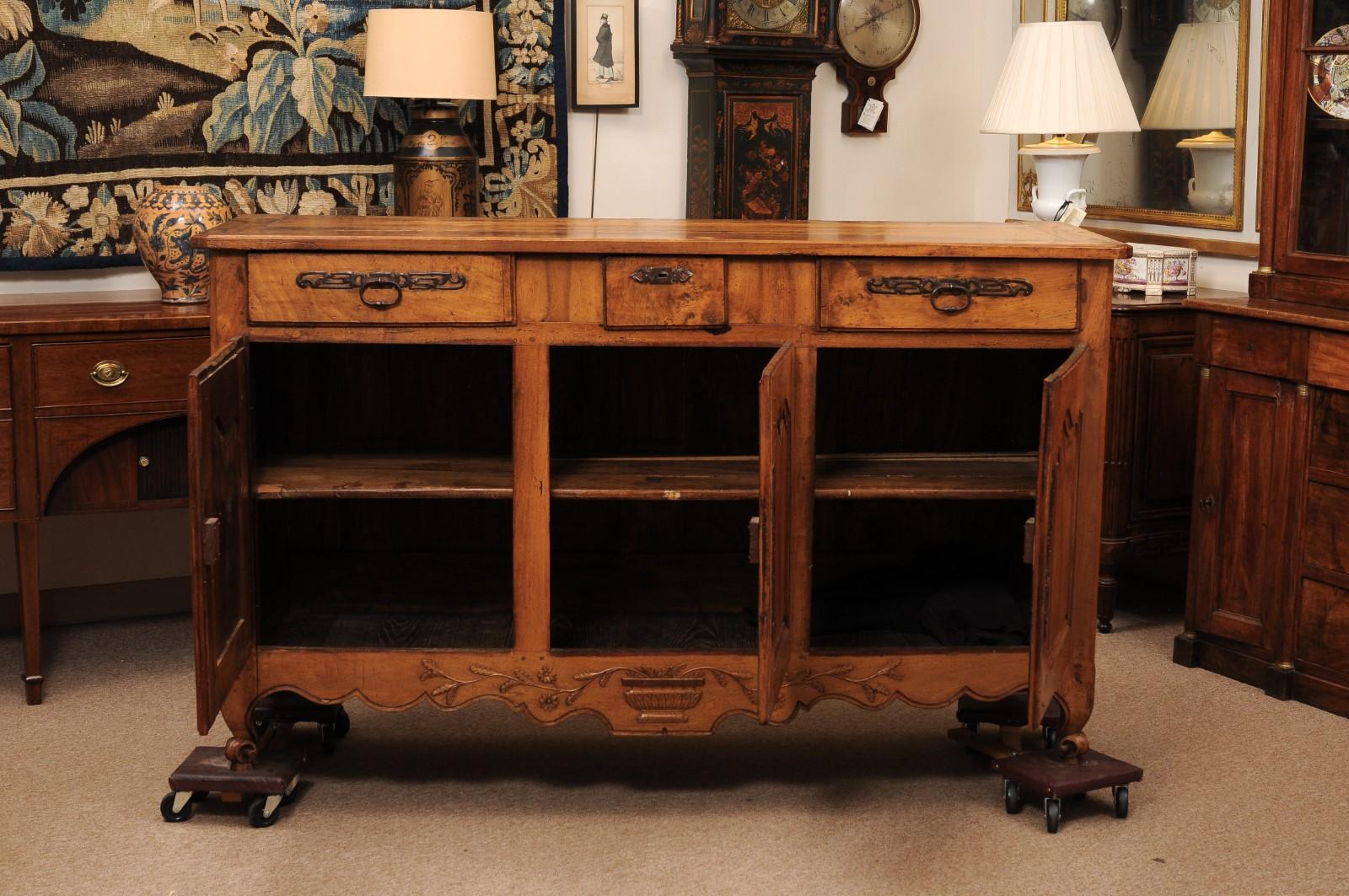 Large 19th Century French Provincial Louis XV Walnut Enfilade For Sale 9