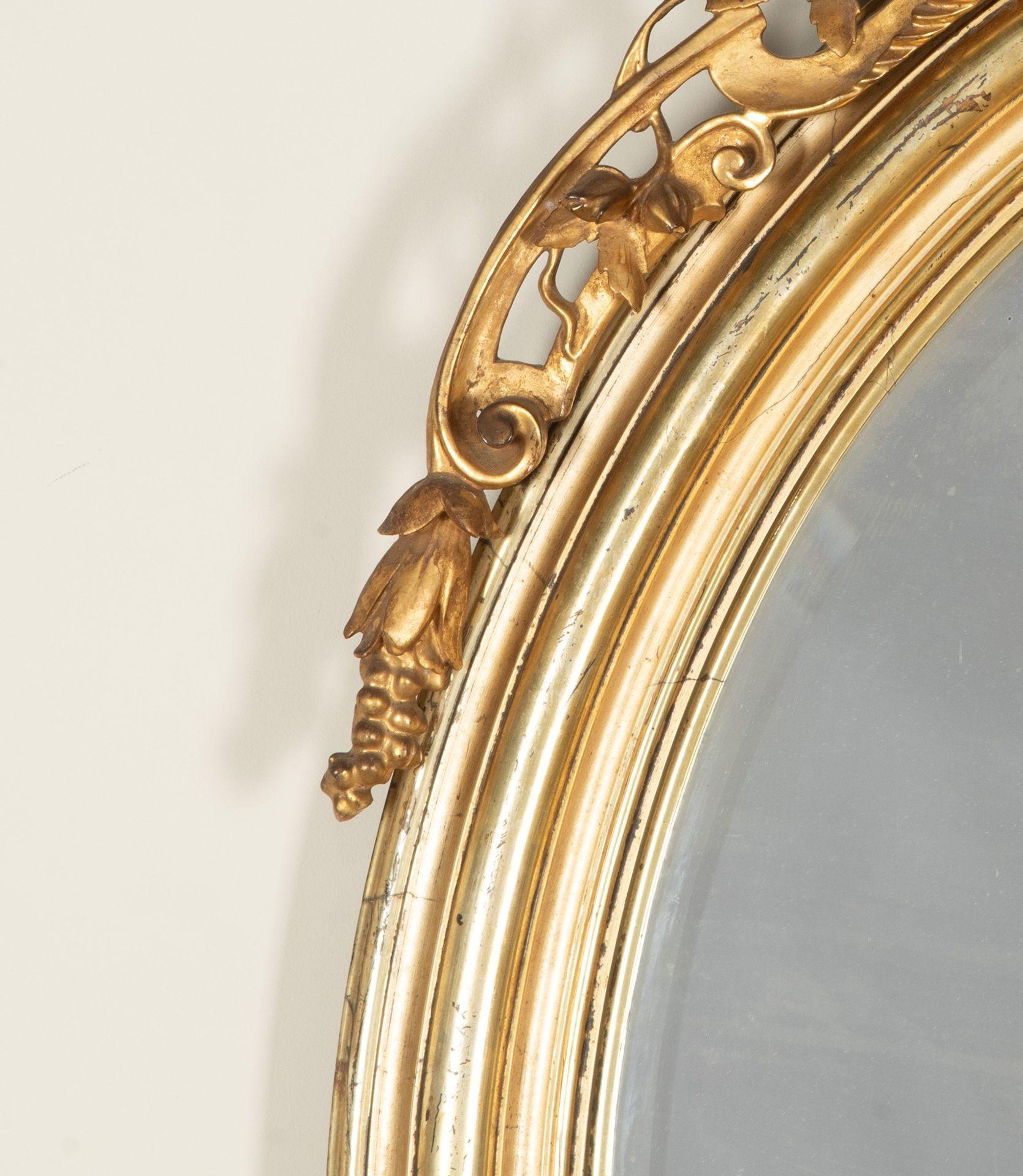 Large 19th Century French Renaissance Style Oval Giltwood Mirror For Sale 1