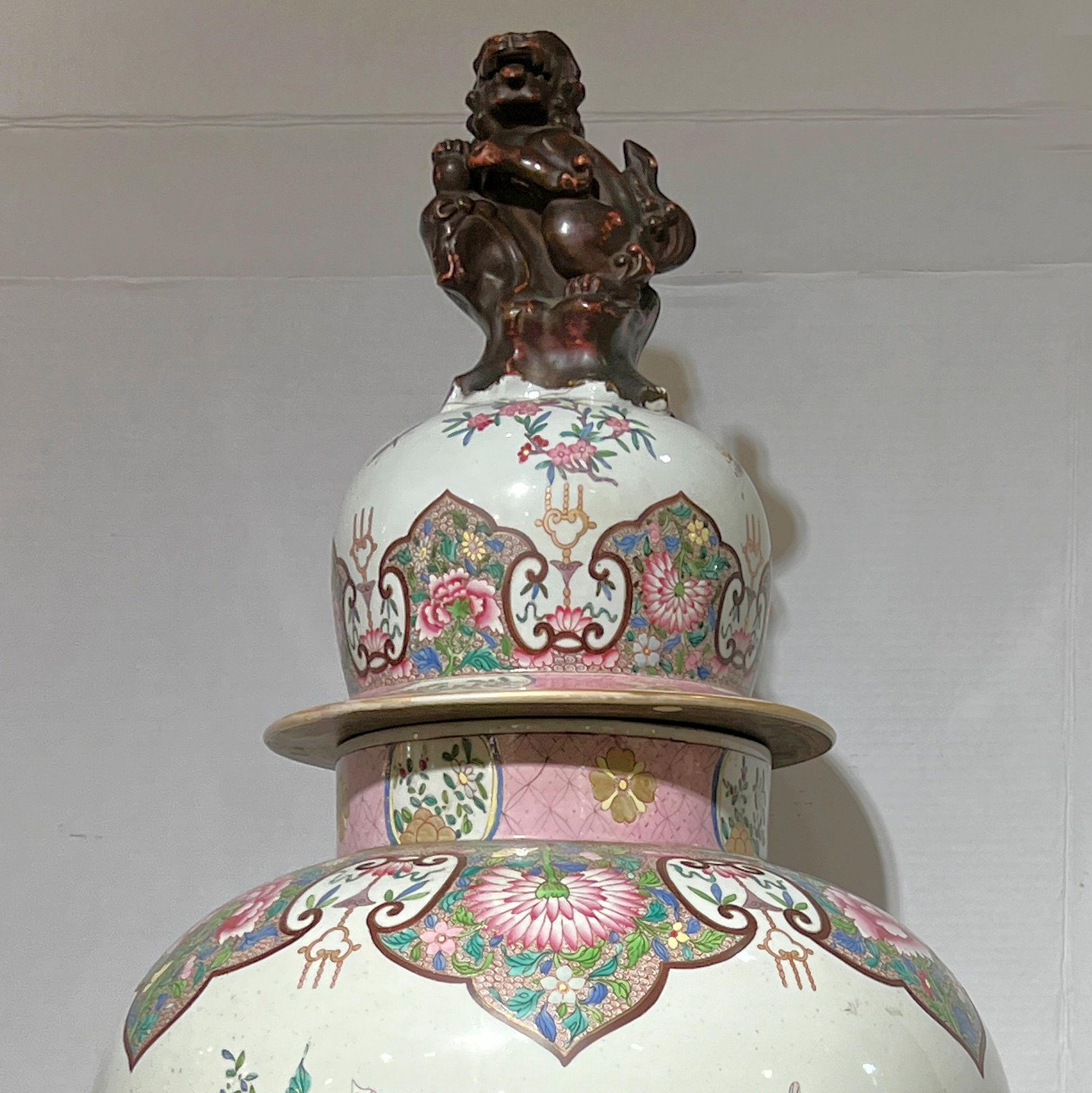 Grande opera francese del XIX secolo  Sansone  Vaso in porcellana Famille Rose in vendita 2