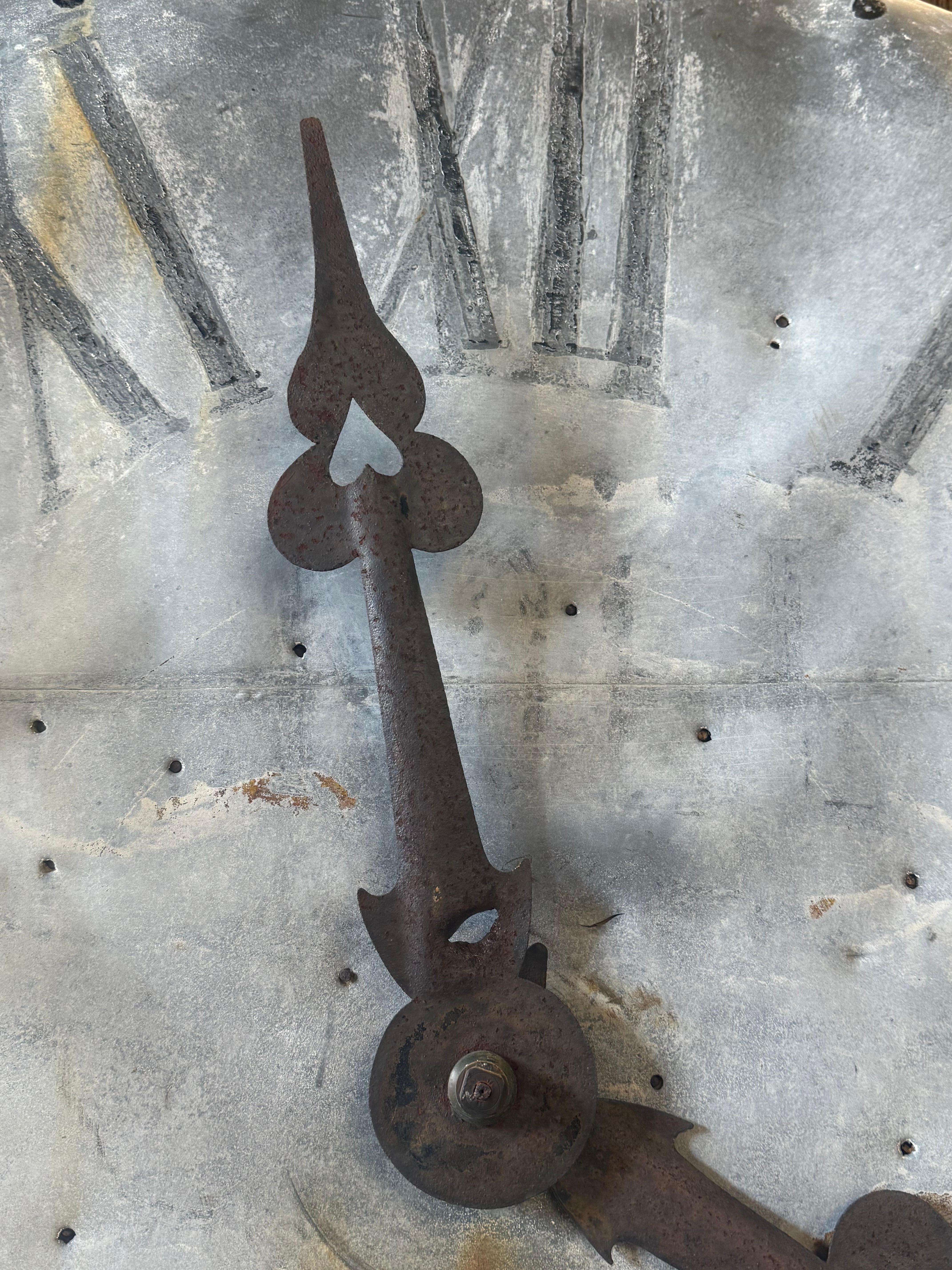 Large 19th Century French Tower Clock In Distressed Condition For Sale In Ongar, GB