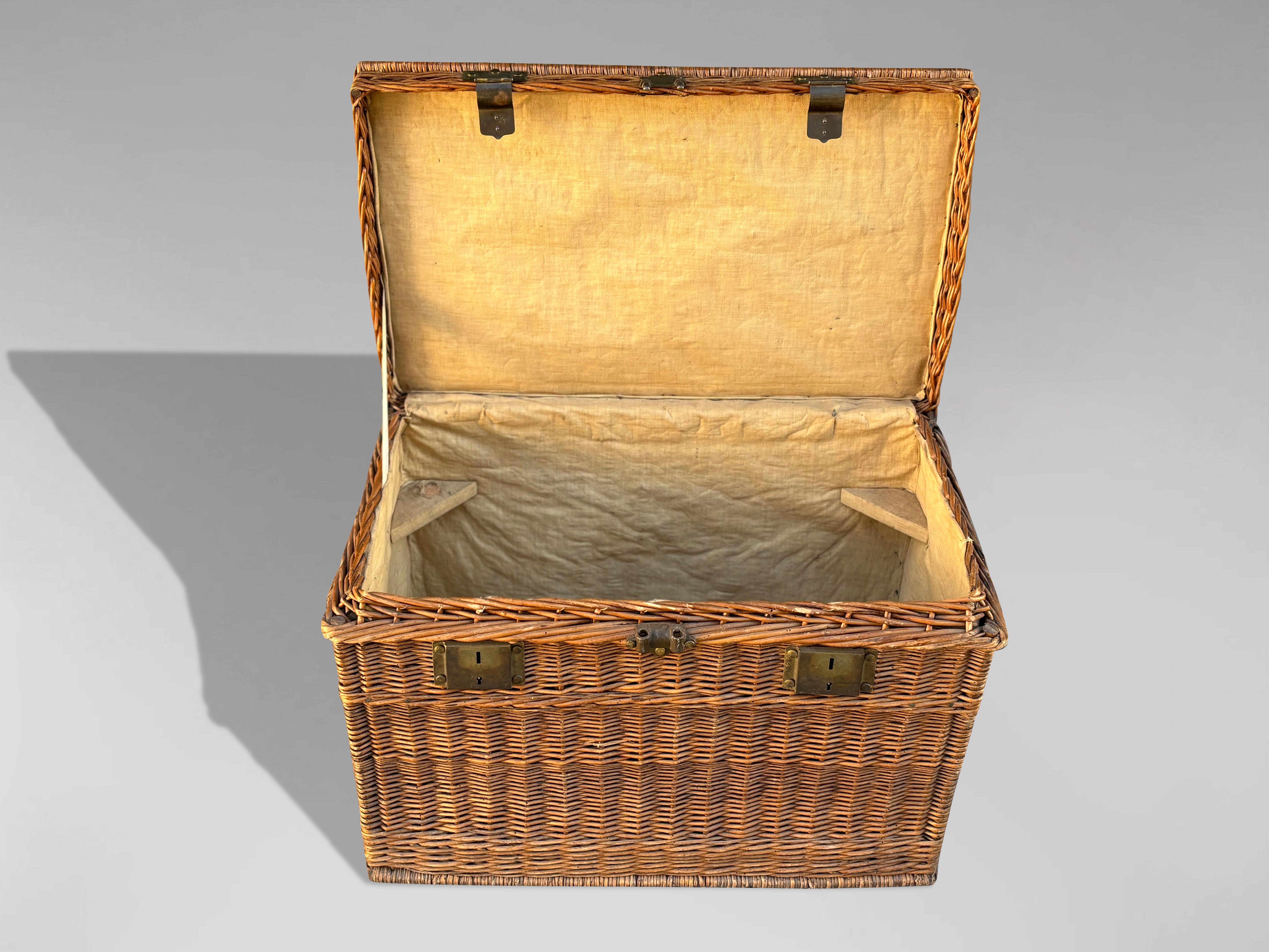 Hand-Crafted Large 19th Century French Wicker Storage Laundry Basket, 