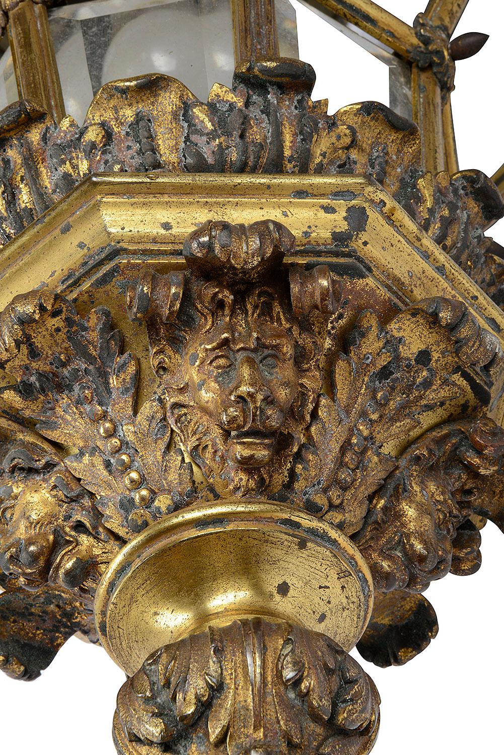 Doré Grande lanterne en bronze doré du 19ème siècle en vente
