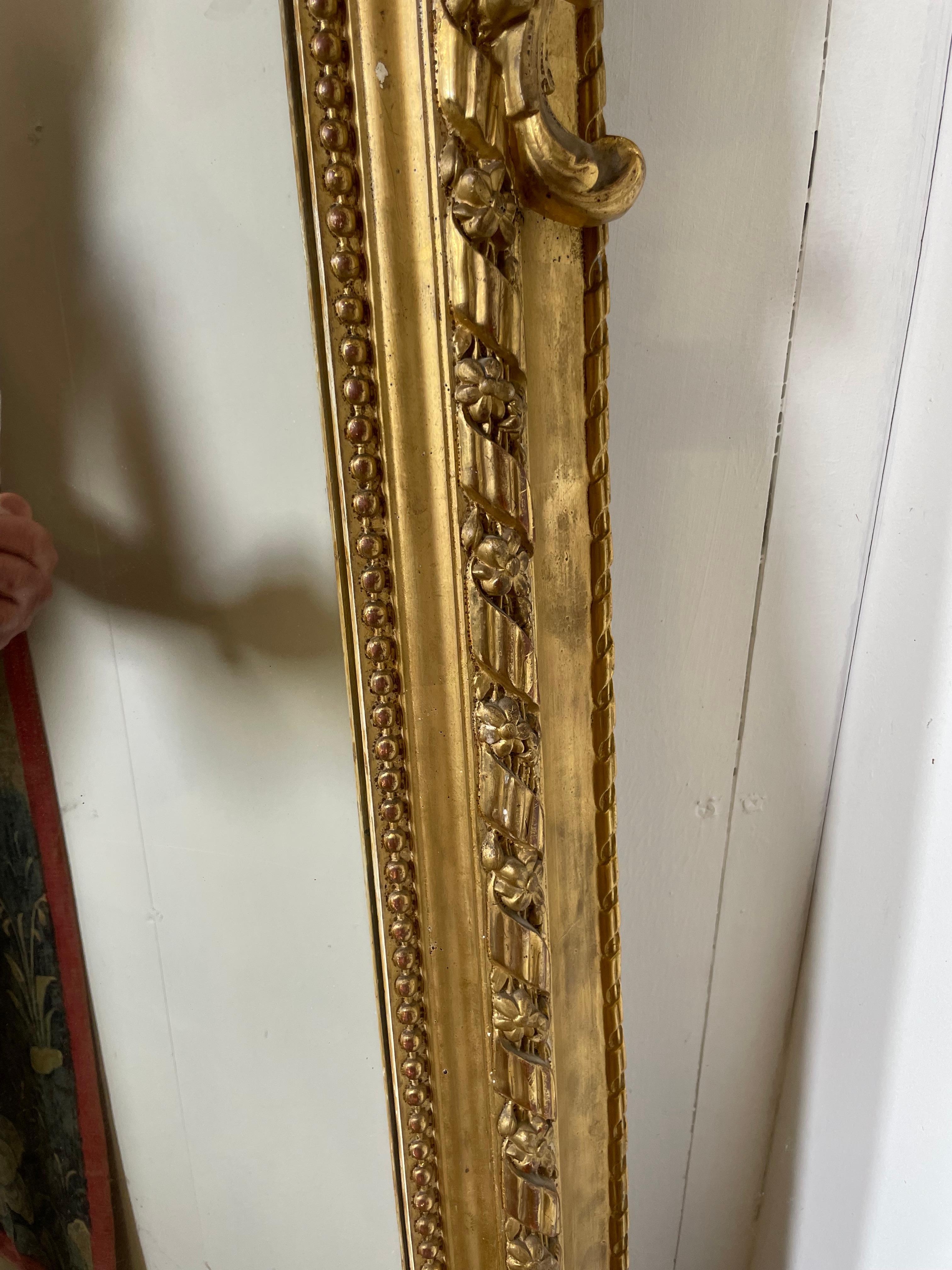 Large 19th century gilded over mantle shell motif 4