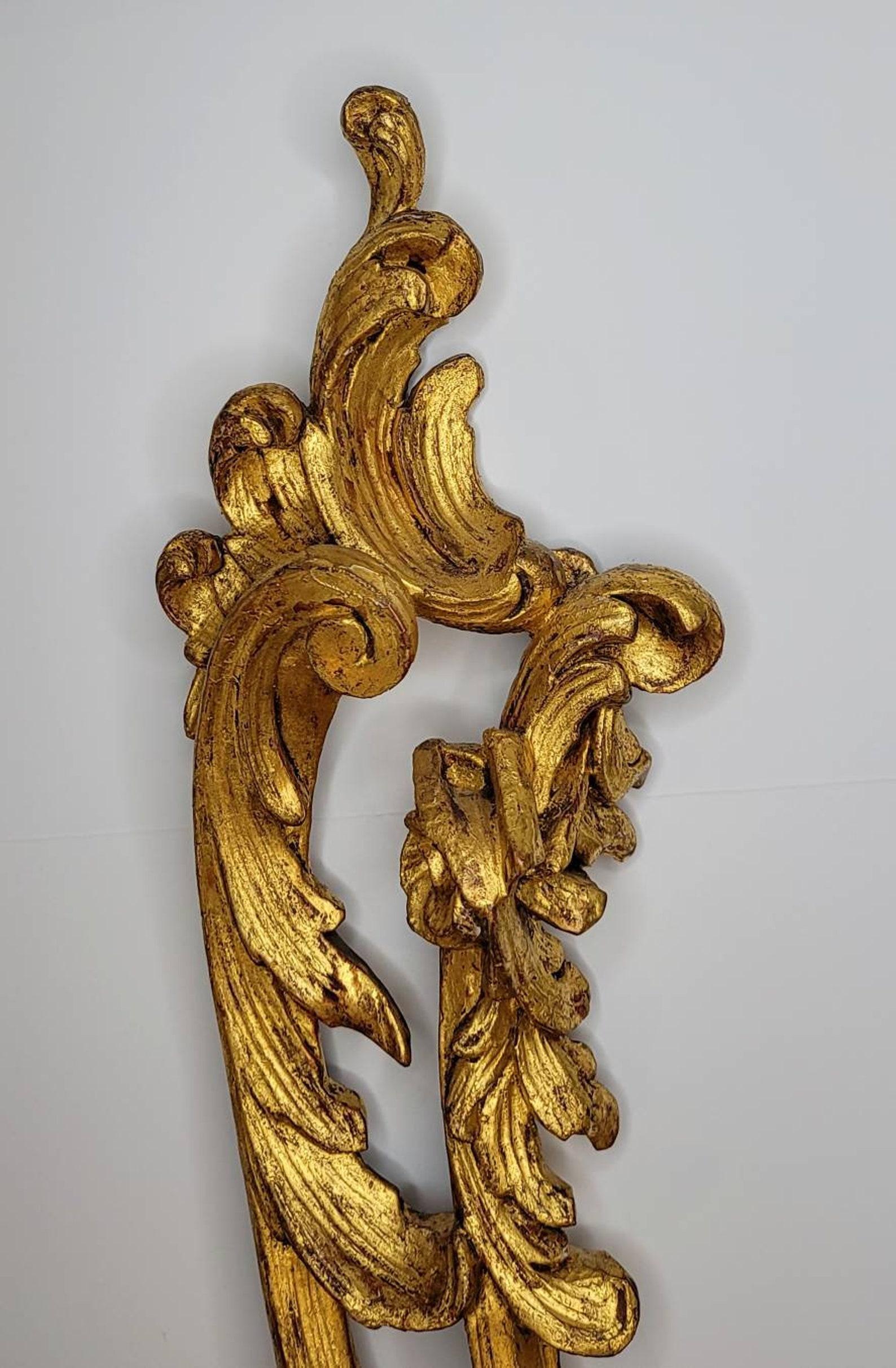 Große französische Kaminuhr aus vergoldetem Holz, Louis XV.-Stil, 19. Jahrhundert im Angebot 1