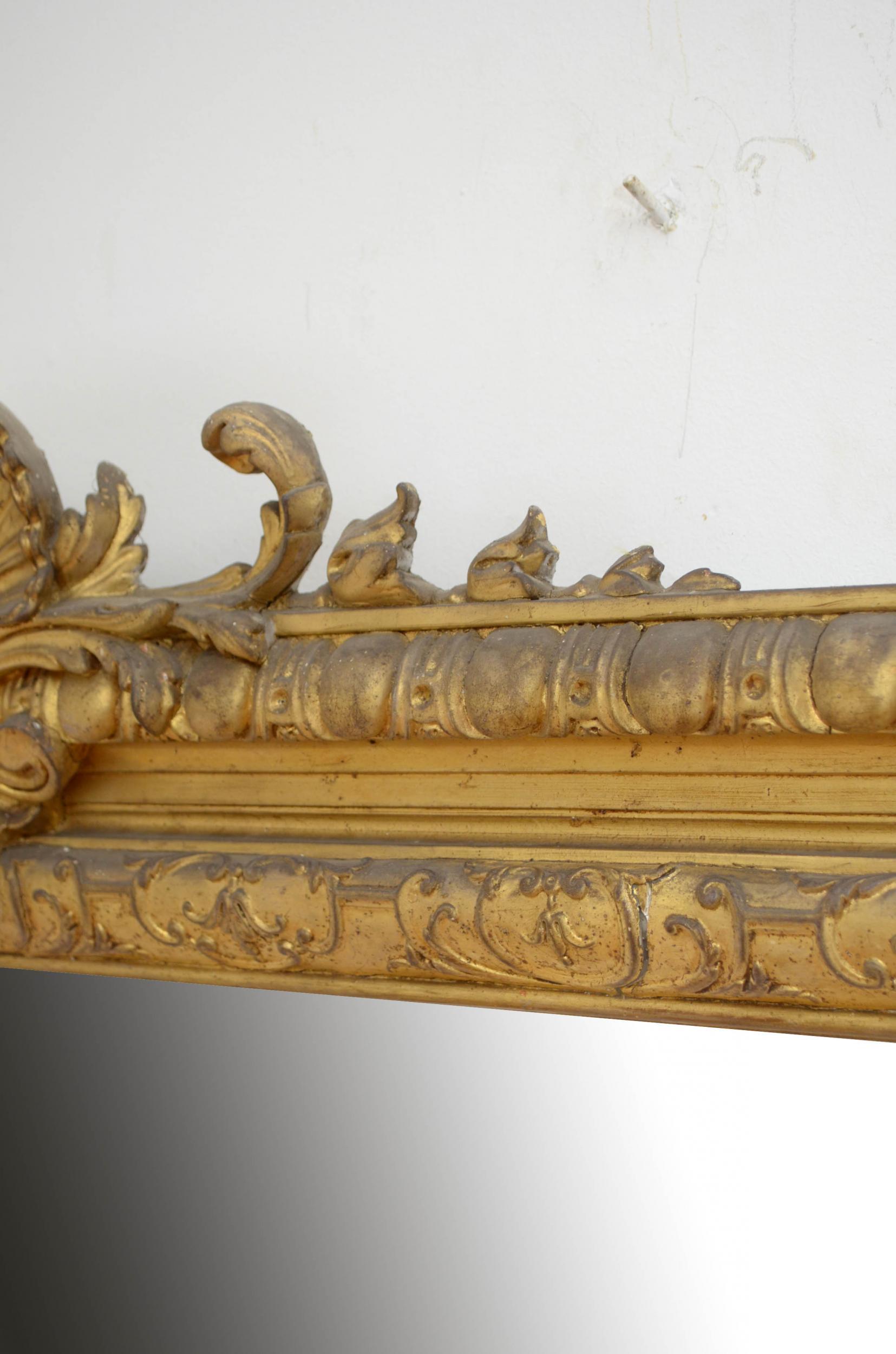 Großer Spiegel aus vergoldetem Holz aus dem 19. Jahrhundert im Angebot 2