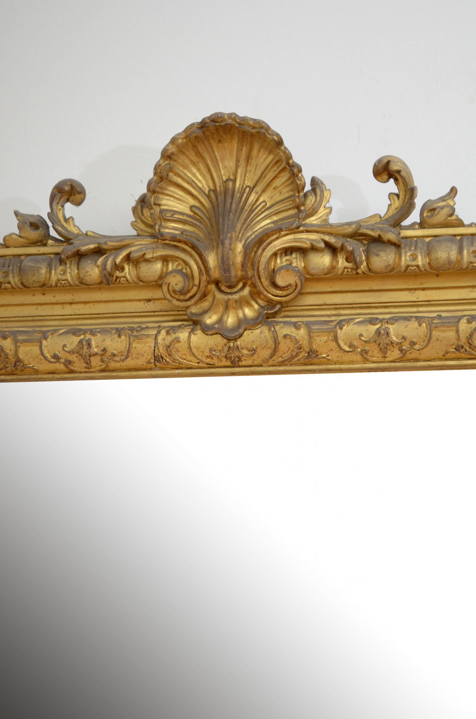 Großer Spiegel aus vergoldetem Holz aus dem 19. Jahrhundert im Angebot 3