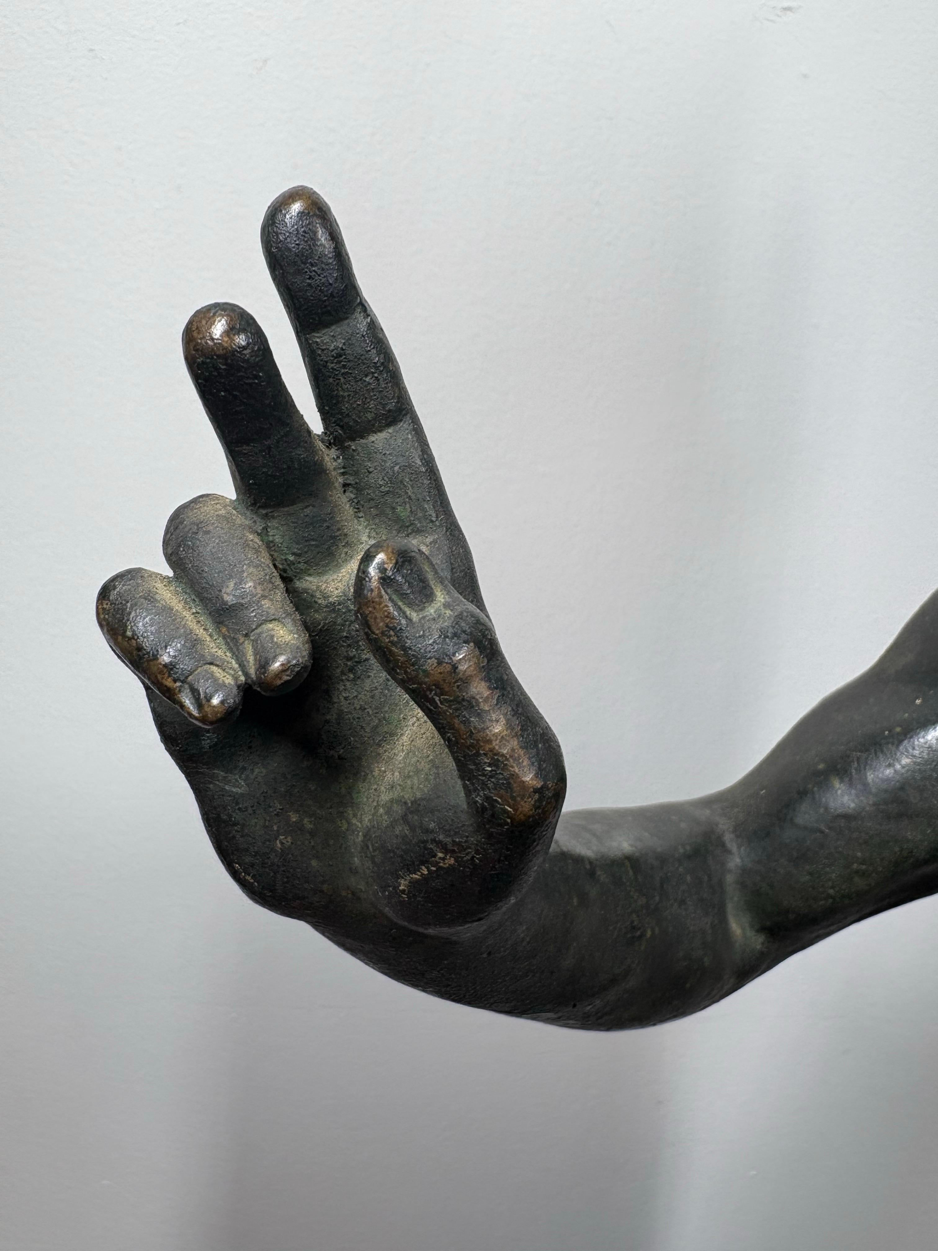 Large 19th century Grand Tour  bronze model of Dancing Satyr in vendita 5