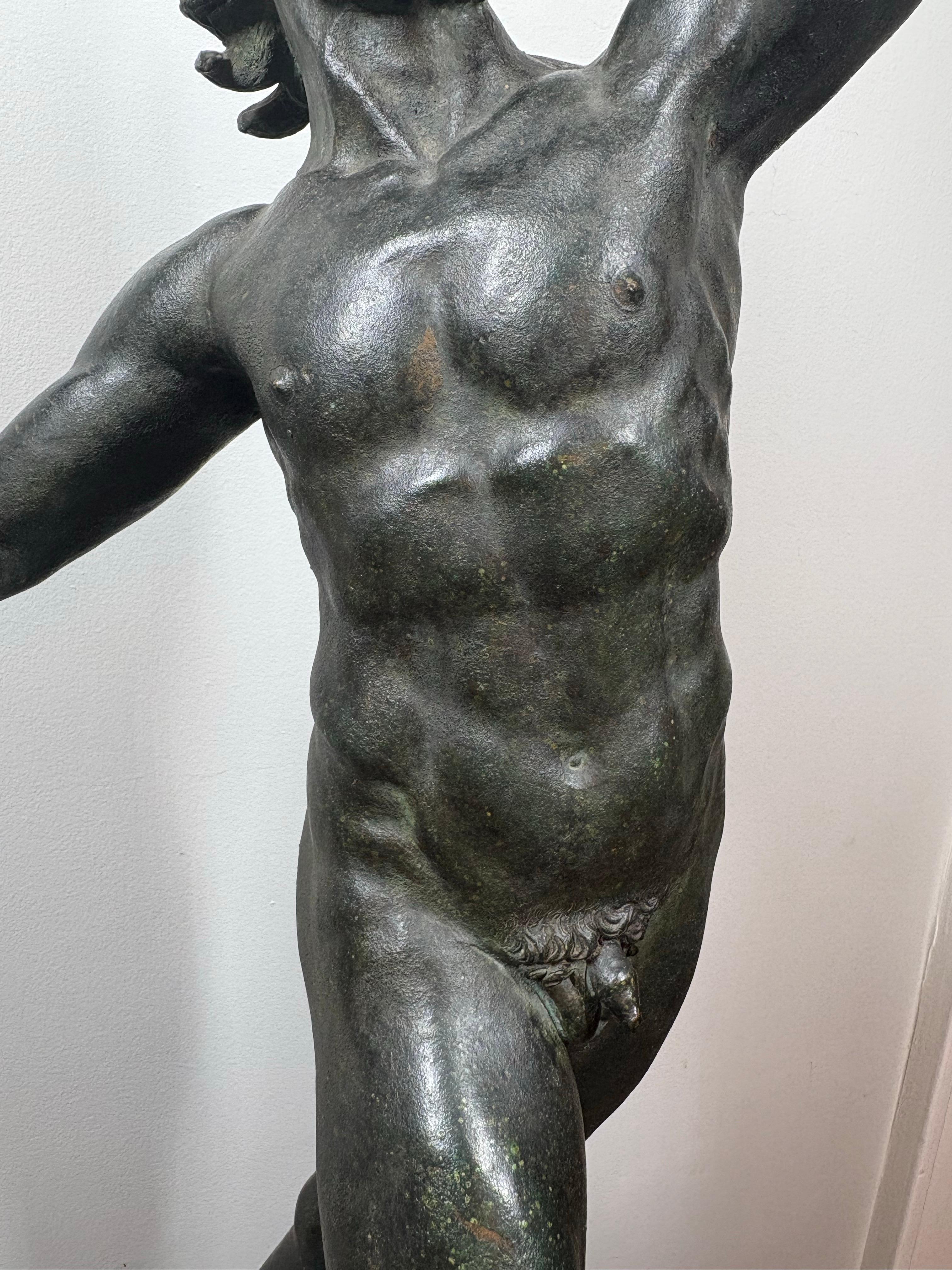 Large 19th century Grand Tour  bronze model of Dancing Satyr in vendita 6