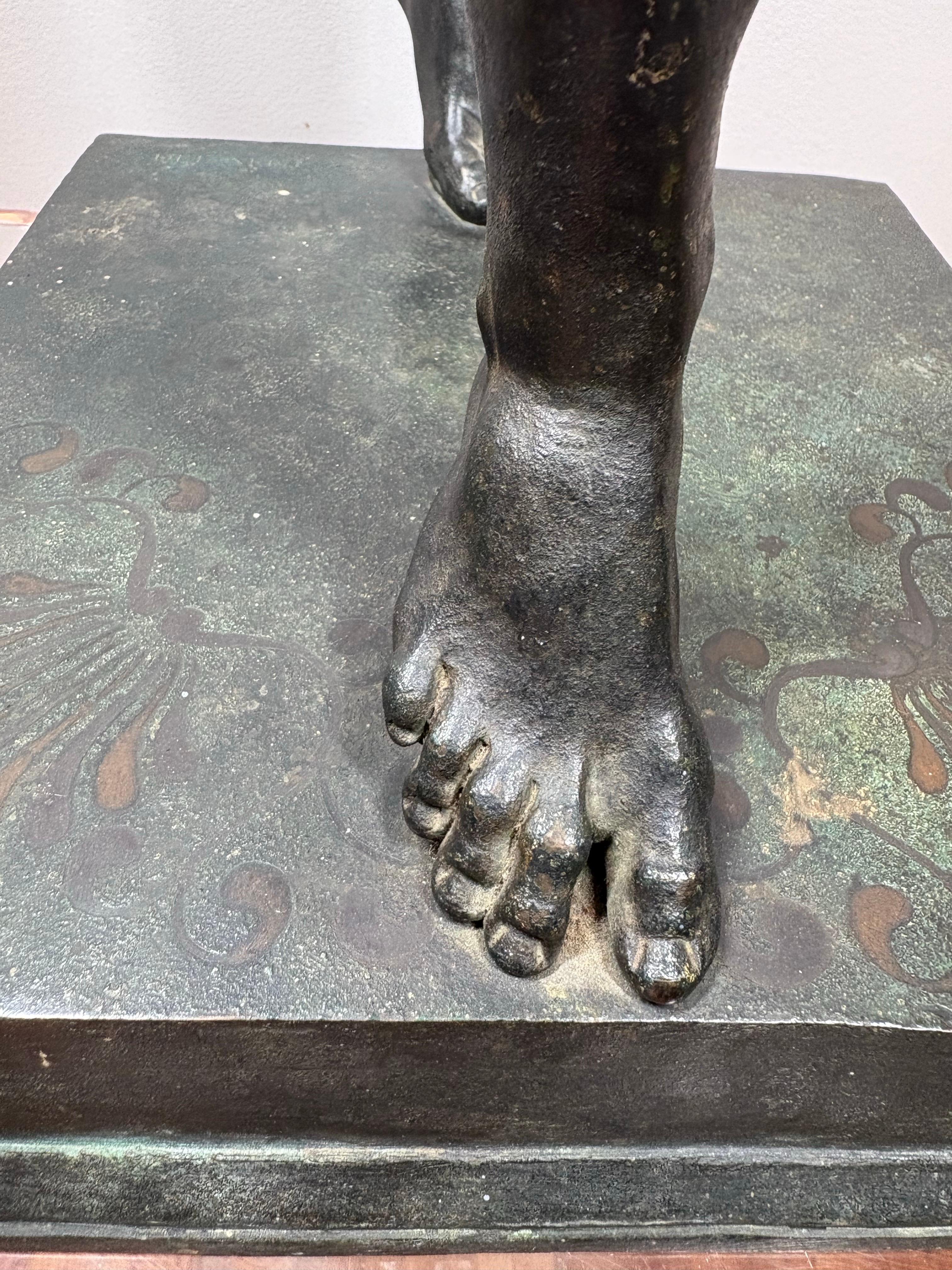 Large 19th century Grand Tour  bronze model of Dancing Satyr in vendita 7