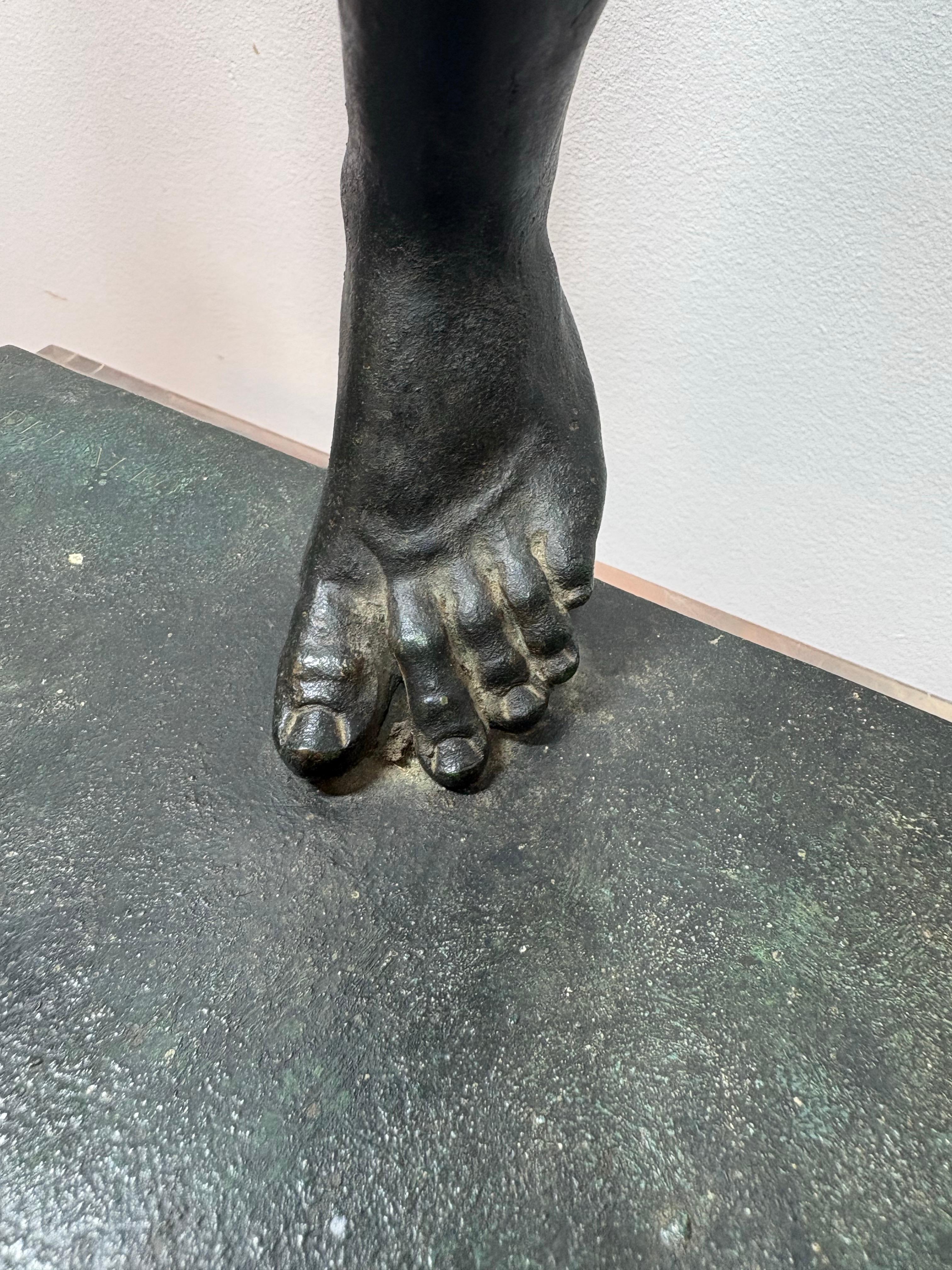 Large 19th century Grand Tour  bronze model of Dancing Satyr in vendita 10