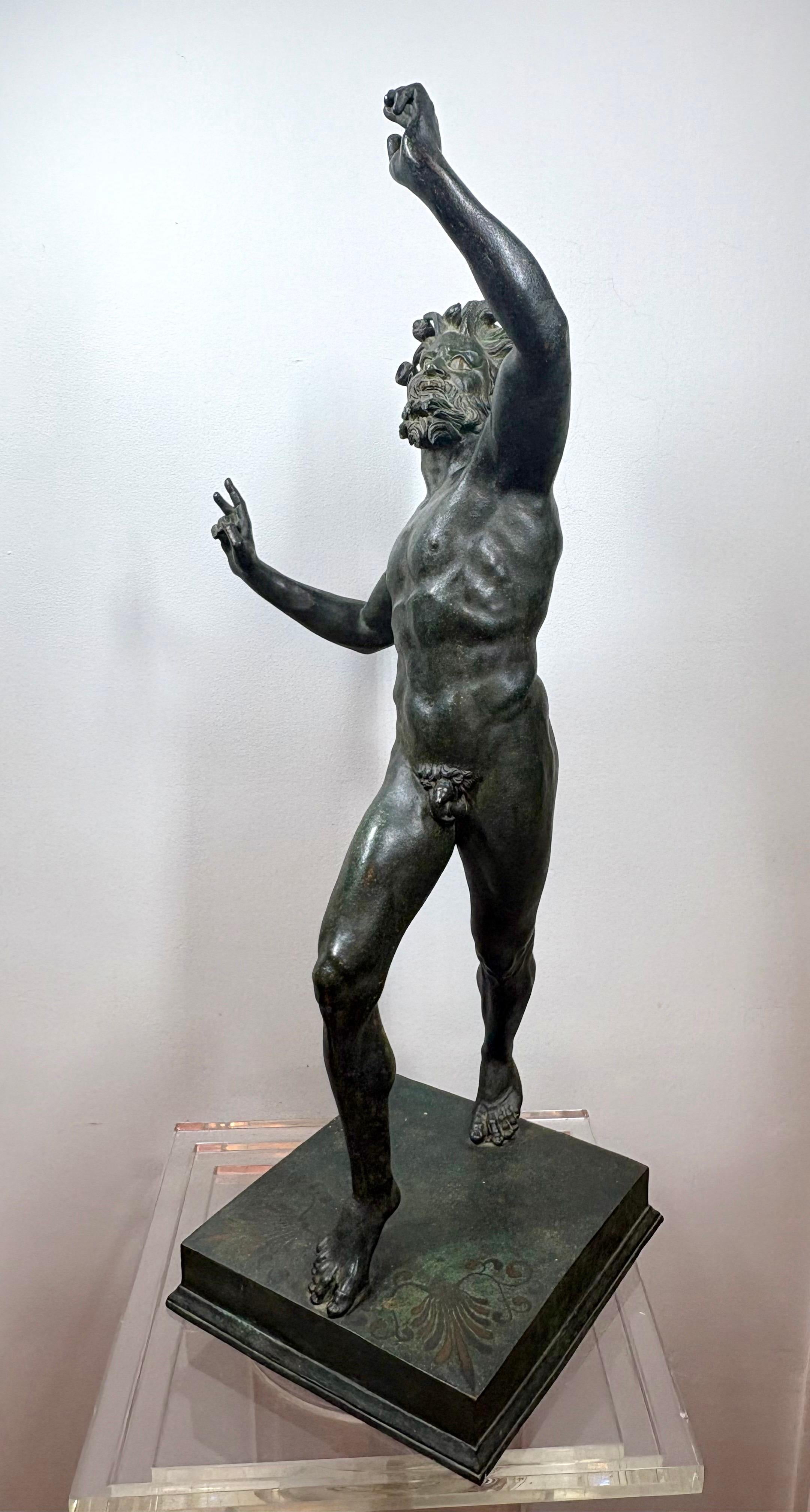 Large 19th century Grand Tour  bronze model of Dancing Satyr in vendita 2
