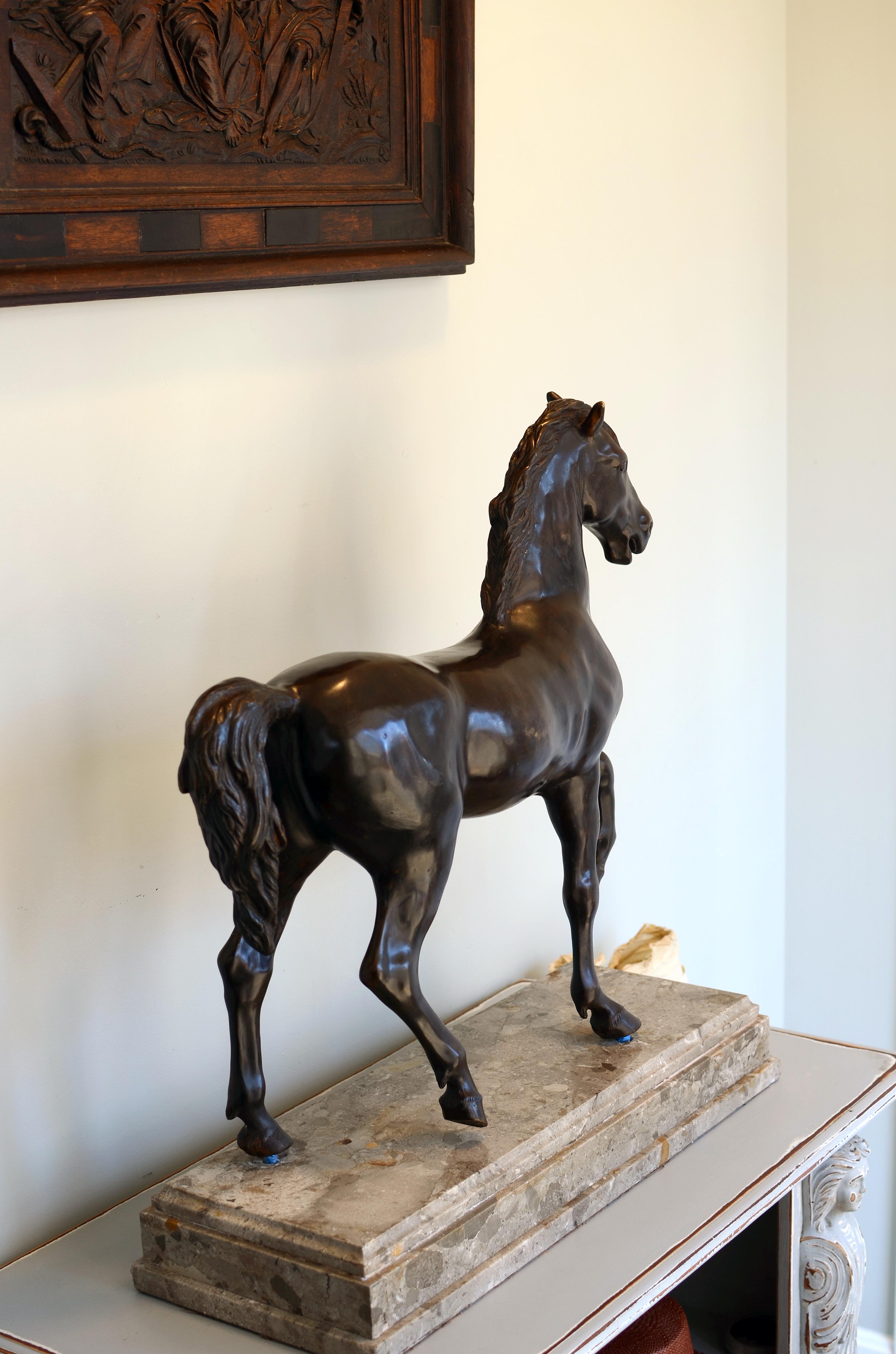 Large 19th Century Grand Tour Bronze of a Trotting Horse In Good Condition In Leesburg, VA