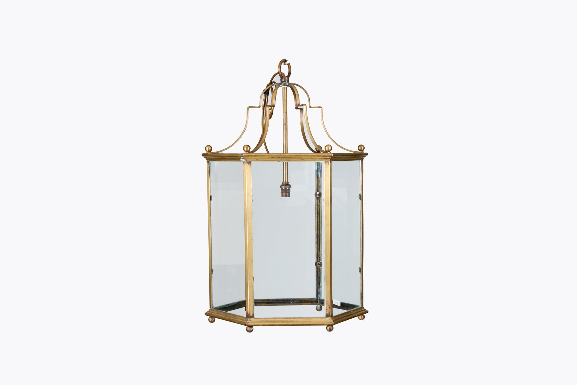 Large 19th Century Hexagonal Brass Lantern In Excellent Condition For Sale In Dublin 8, IE