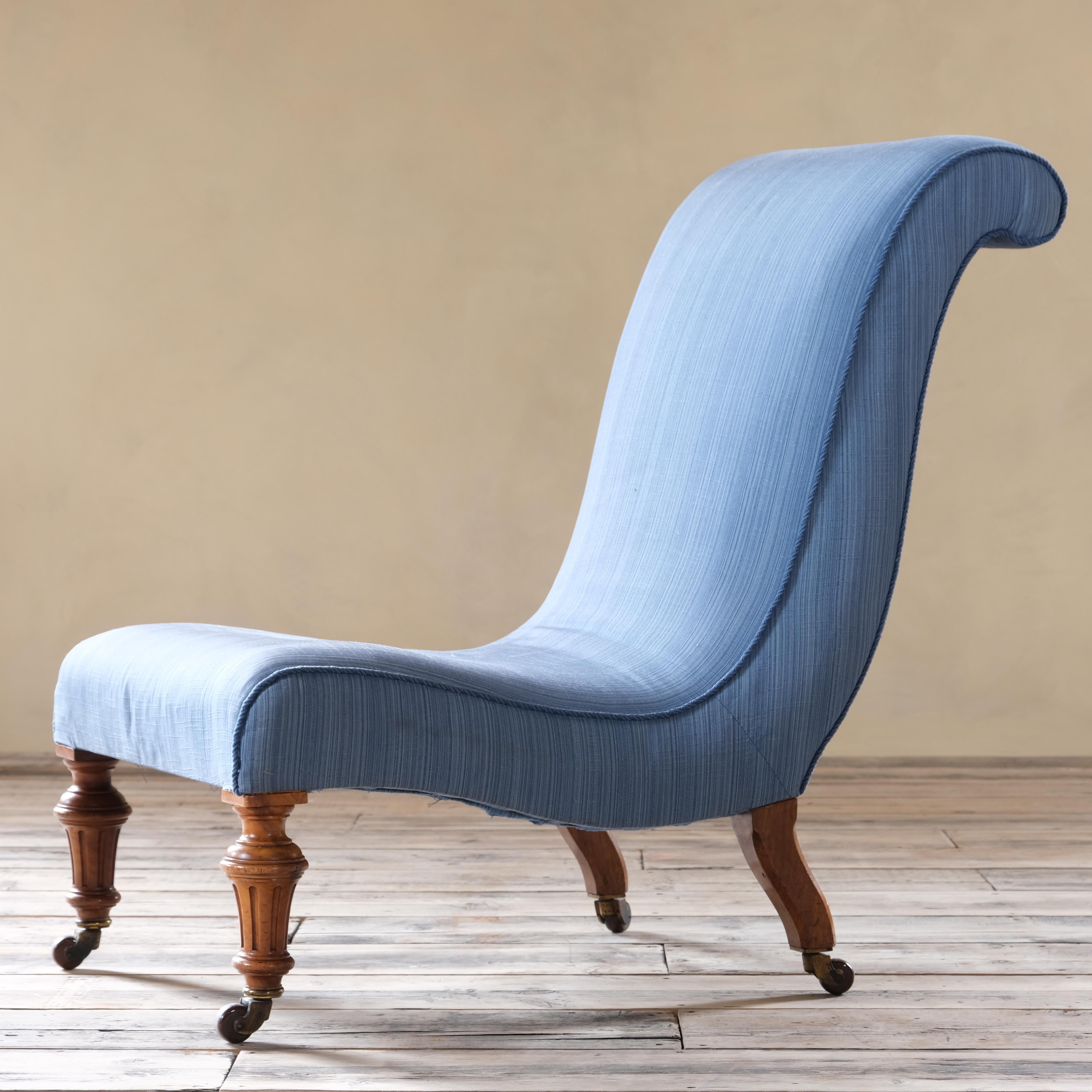 British Large 19th Century Howard Style Walnut Slipper Chair