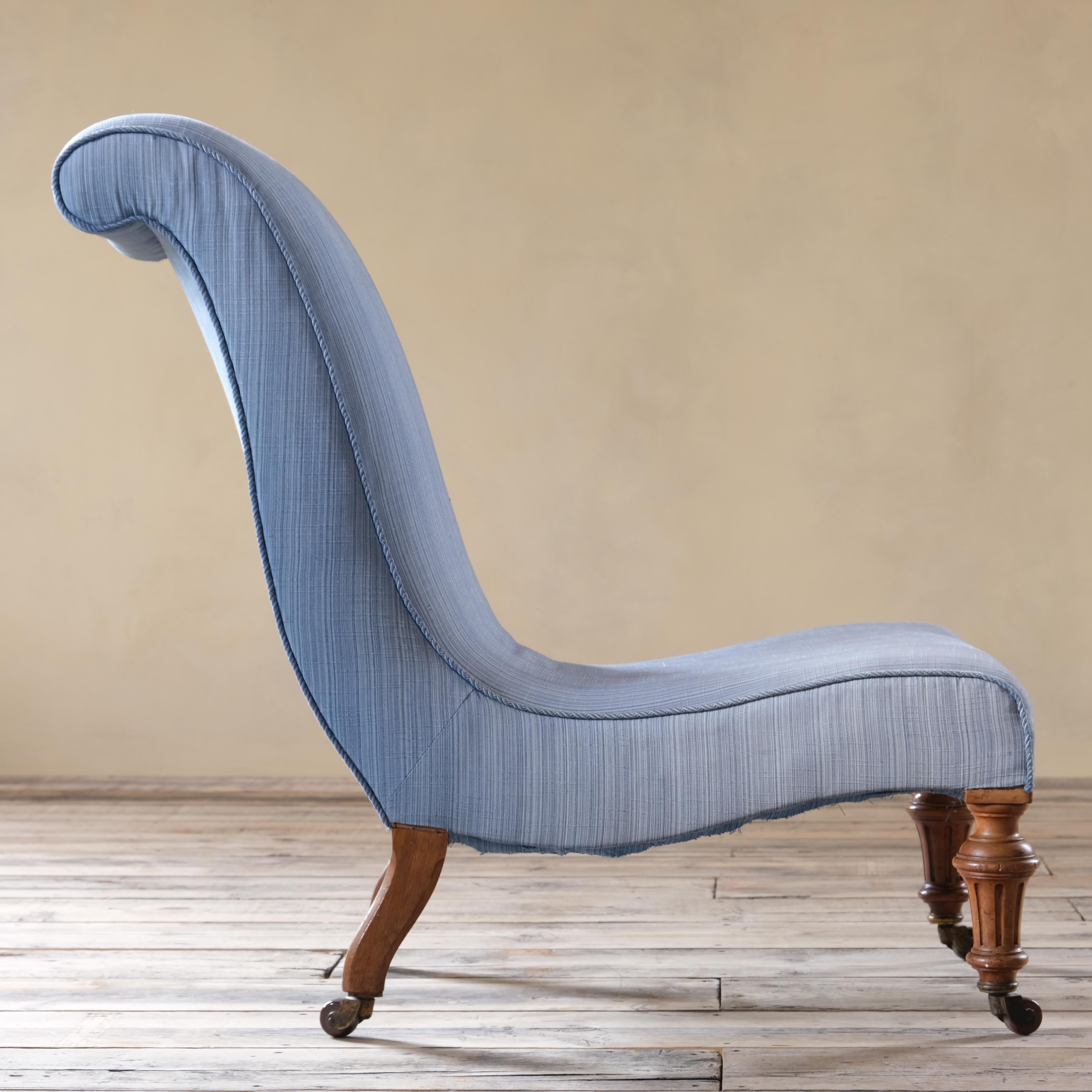 Large 19th Century Howard Style Walnut Slipper Chair 3