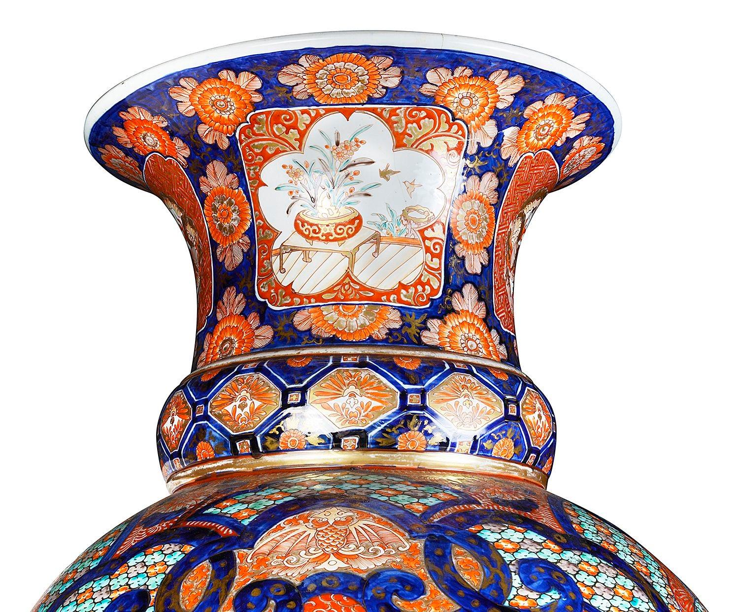 Japanese Large 19th Century Imari vase