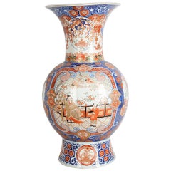 Große Imari-Vase aus dem 19. Jahrhundert