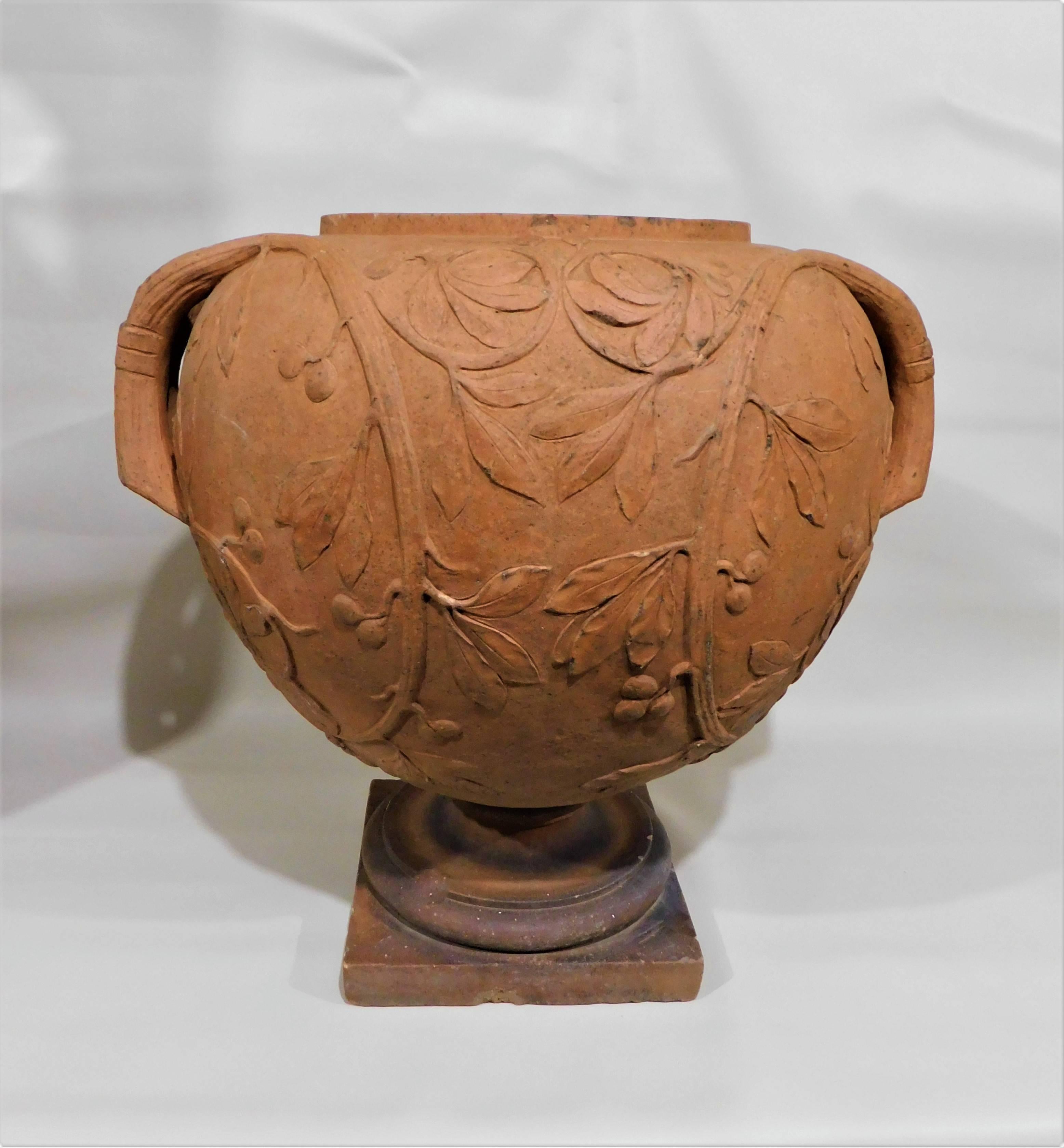 Large 19th Century Italian Art Nouveau Terracotta Urn In Good Condition For Sale In Hamilton, Ontario