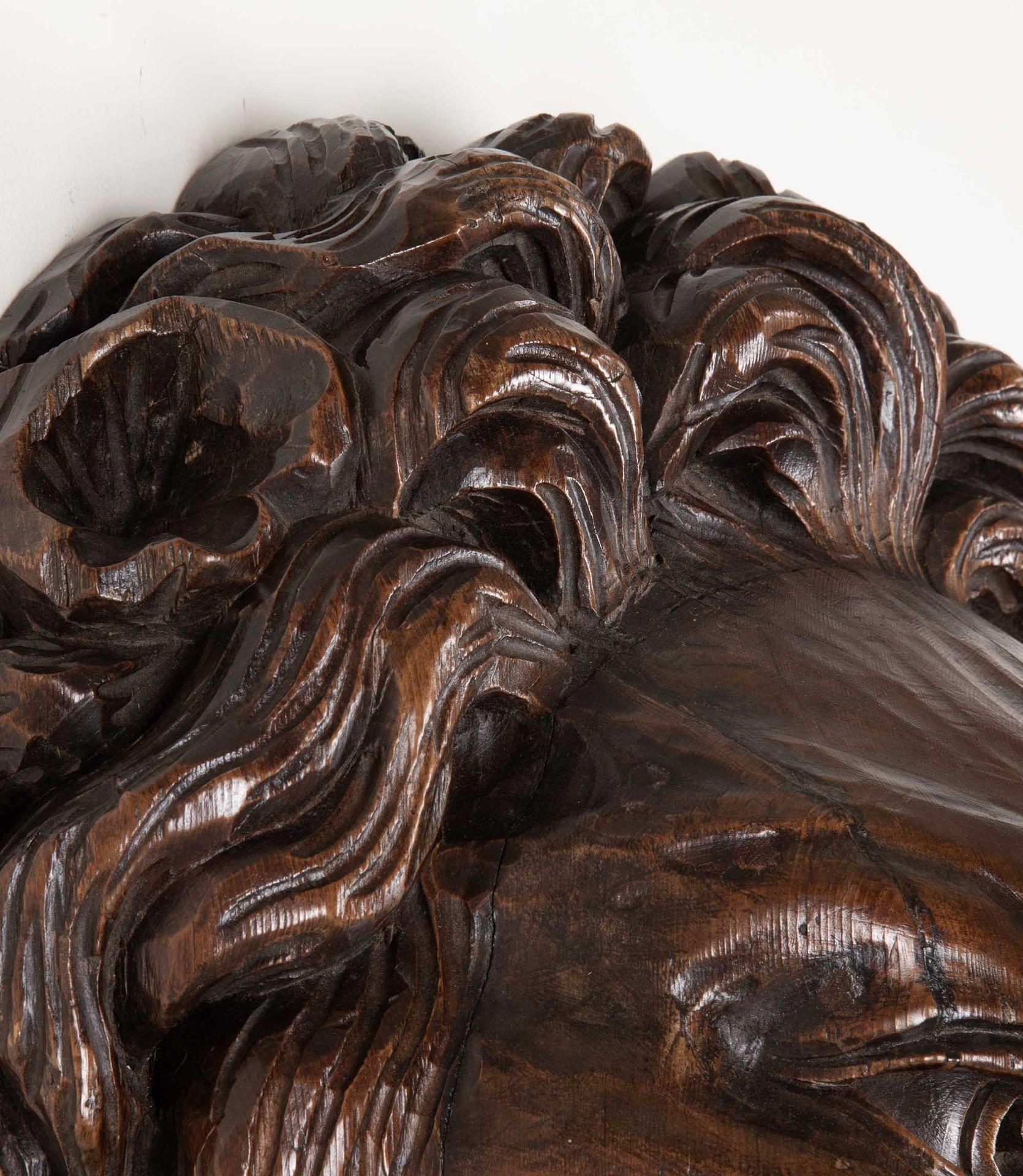 Gran Máscara de Pared de León Tallado Italiano del Siglo XIX Pino en venta