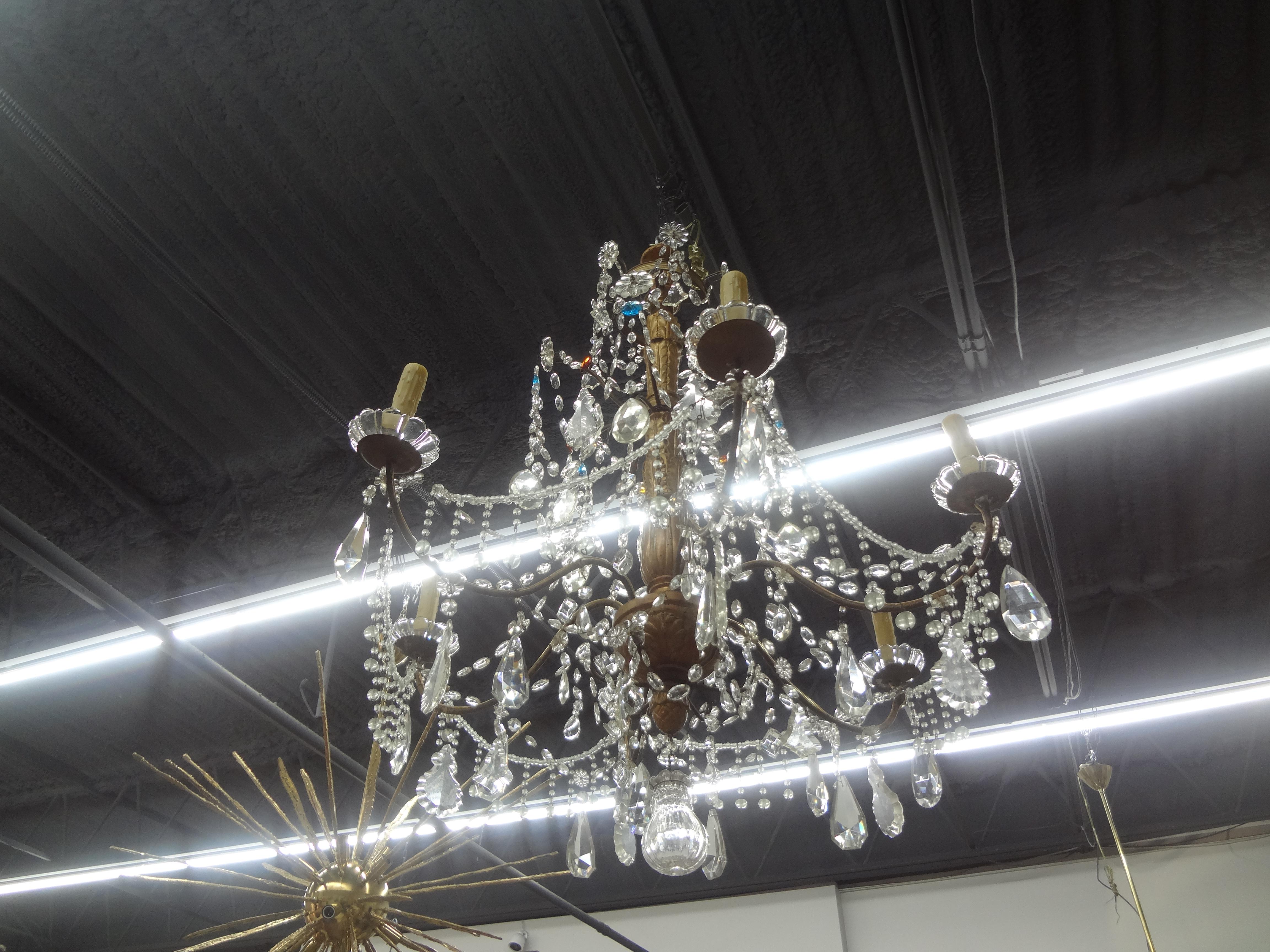 Large 19th Century Italian Genovese Giltwood and Crystal Chandelier For Sale 4
