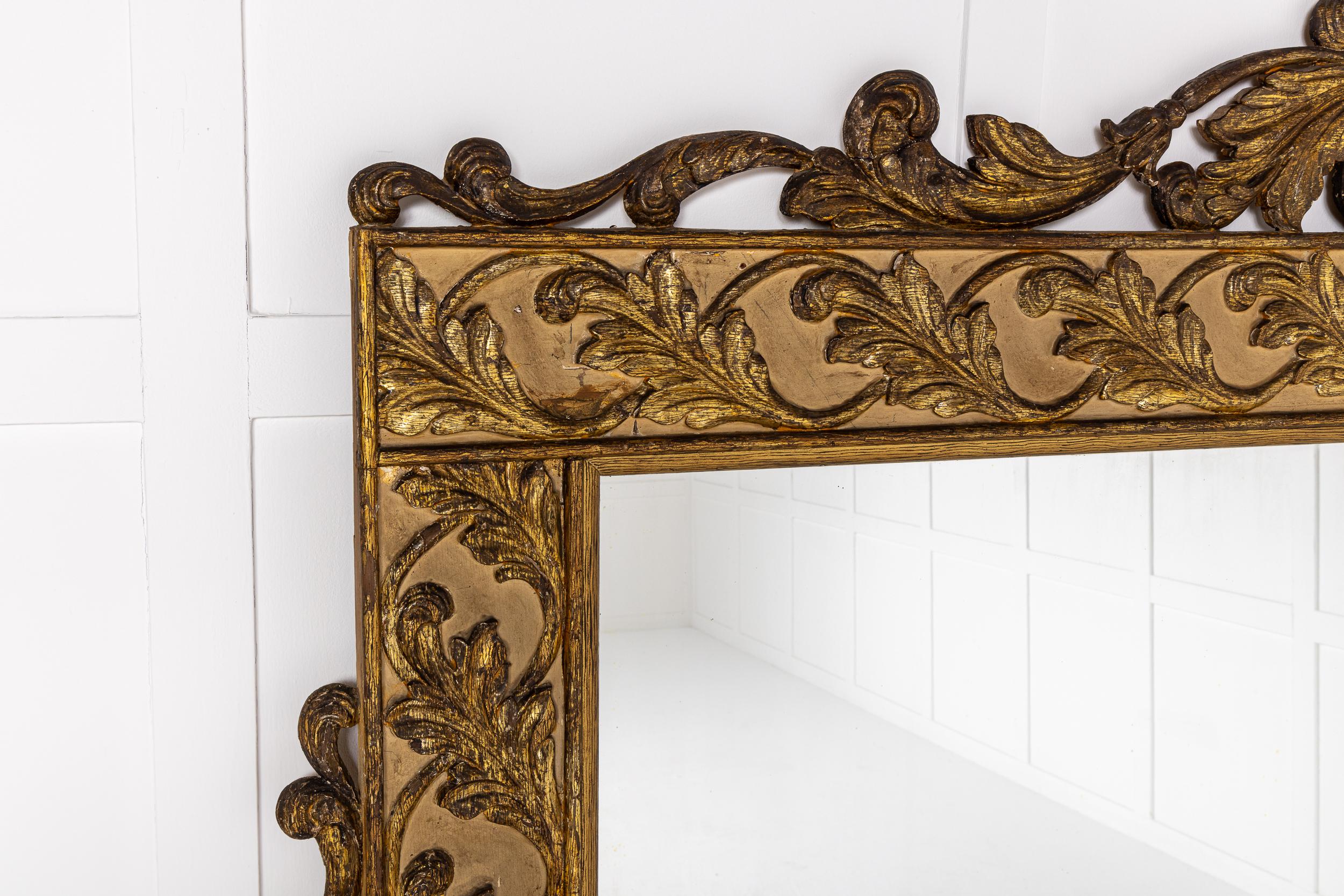 XIXe siècle Grand miroir en bois doré italien du 19e siècle en vente