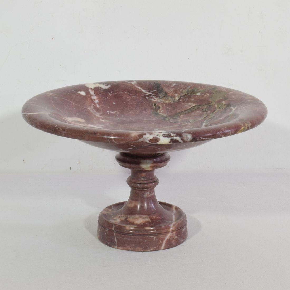 Large 19th Century Italian Marble Tazza In Good Condition For Sale In Buisson, FR