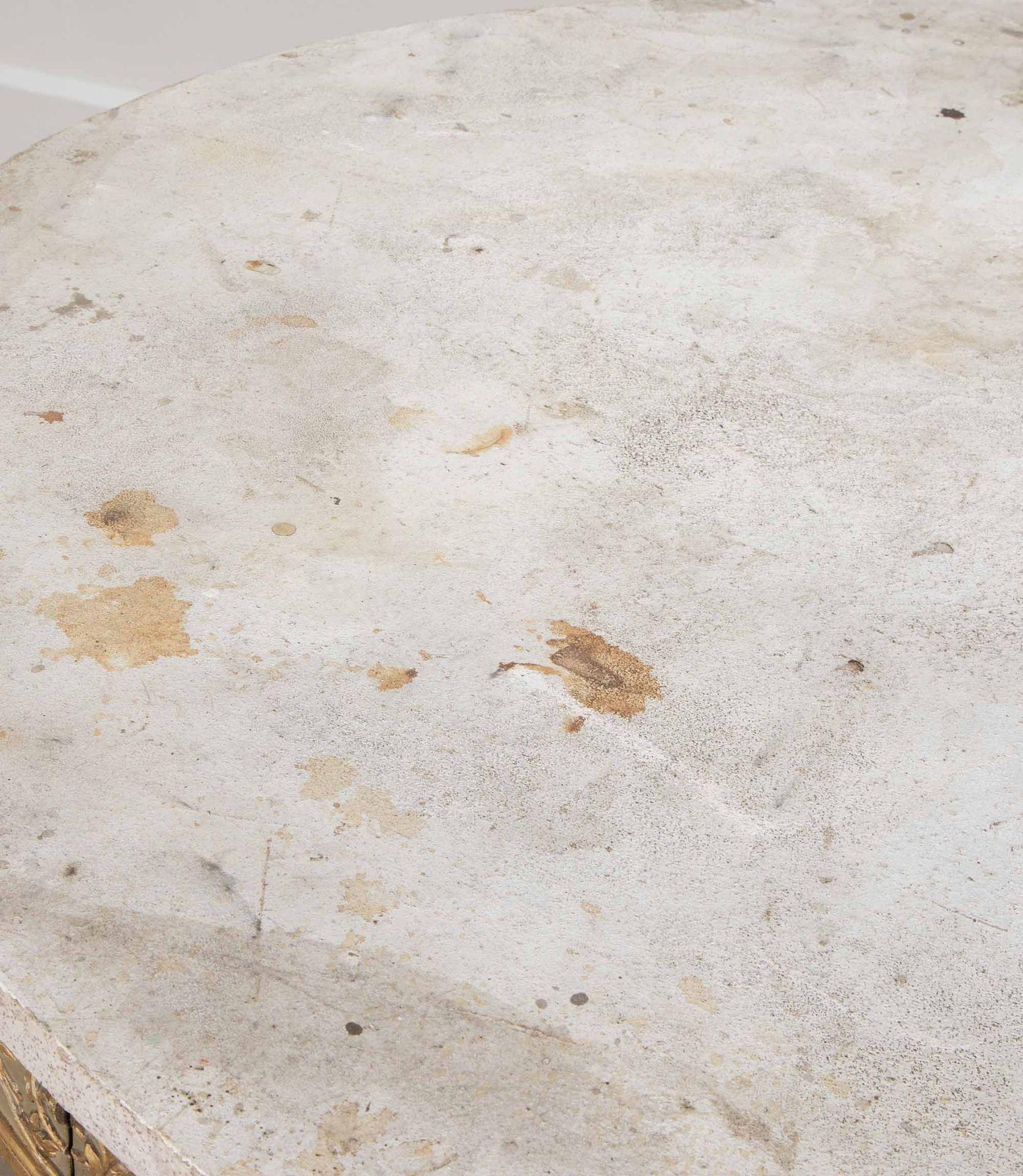 Grande table centrale ovale italienne du 19ème siècle en vente 3