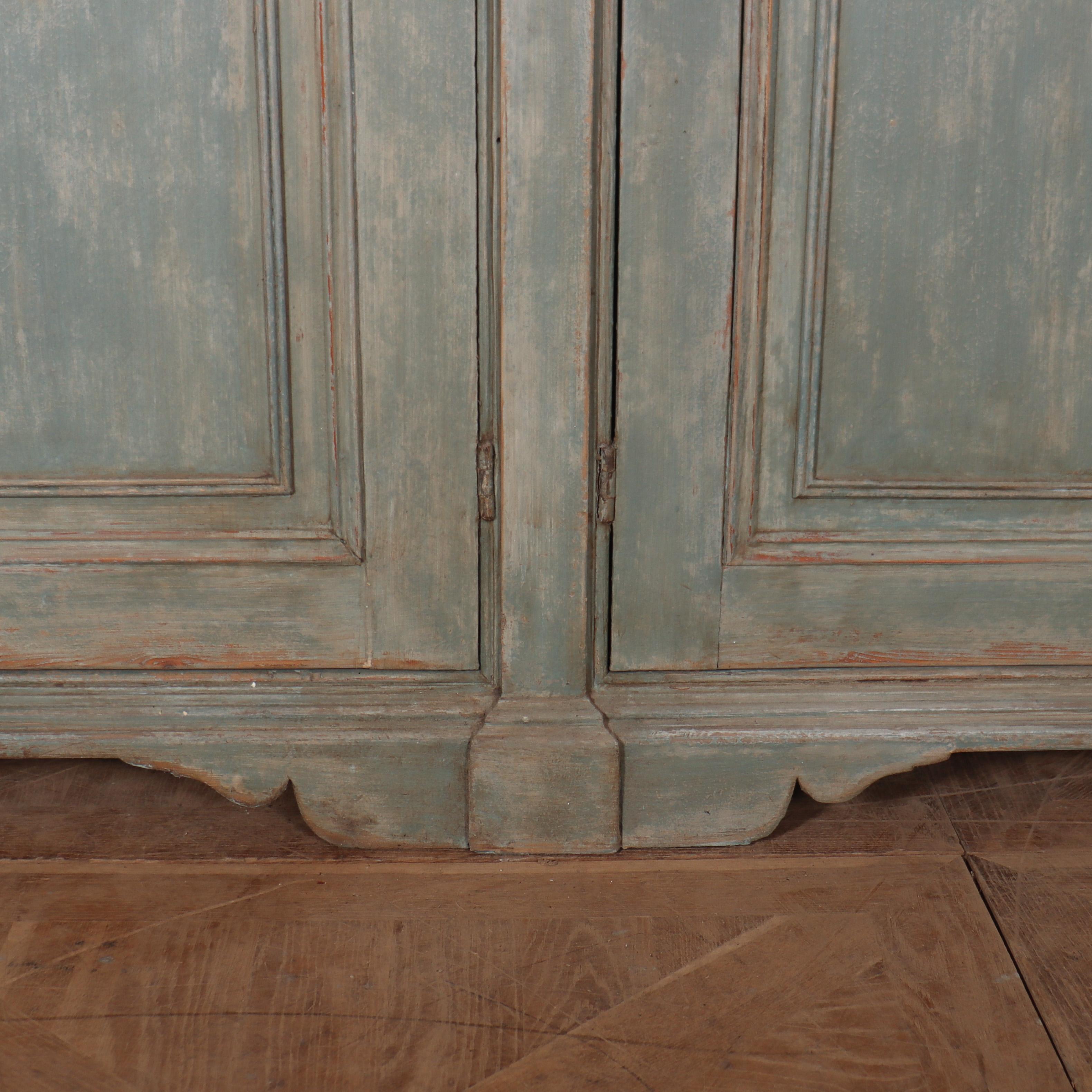 Großes italienisches bemaltes Sideboard aus dem 19. Jahrhundert im Zustand „Gut“ im Angebot in Leamington Spa, Warwickshire