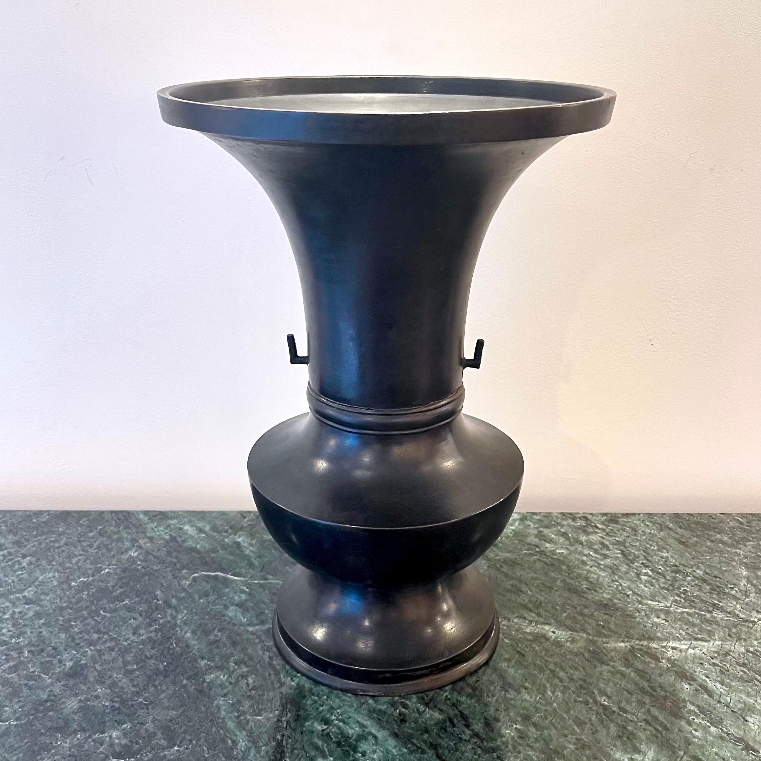 Meiji  bronze vase, of striking simple form dating from the mid 19th century. Finely cast with beautiful dark patina.