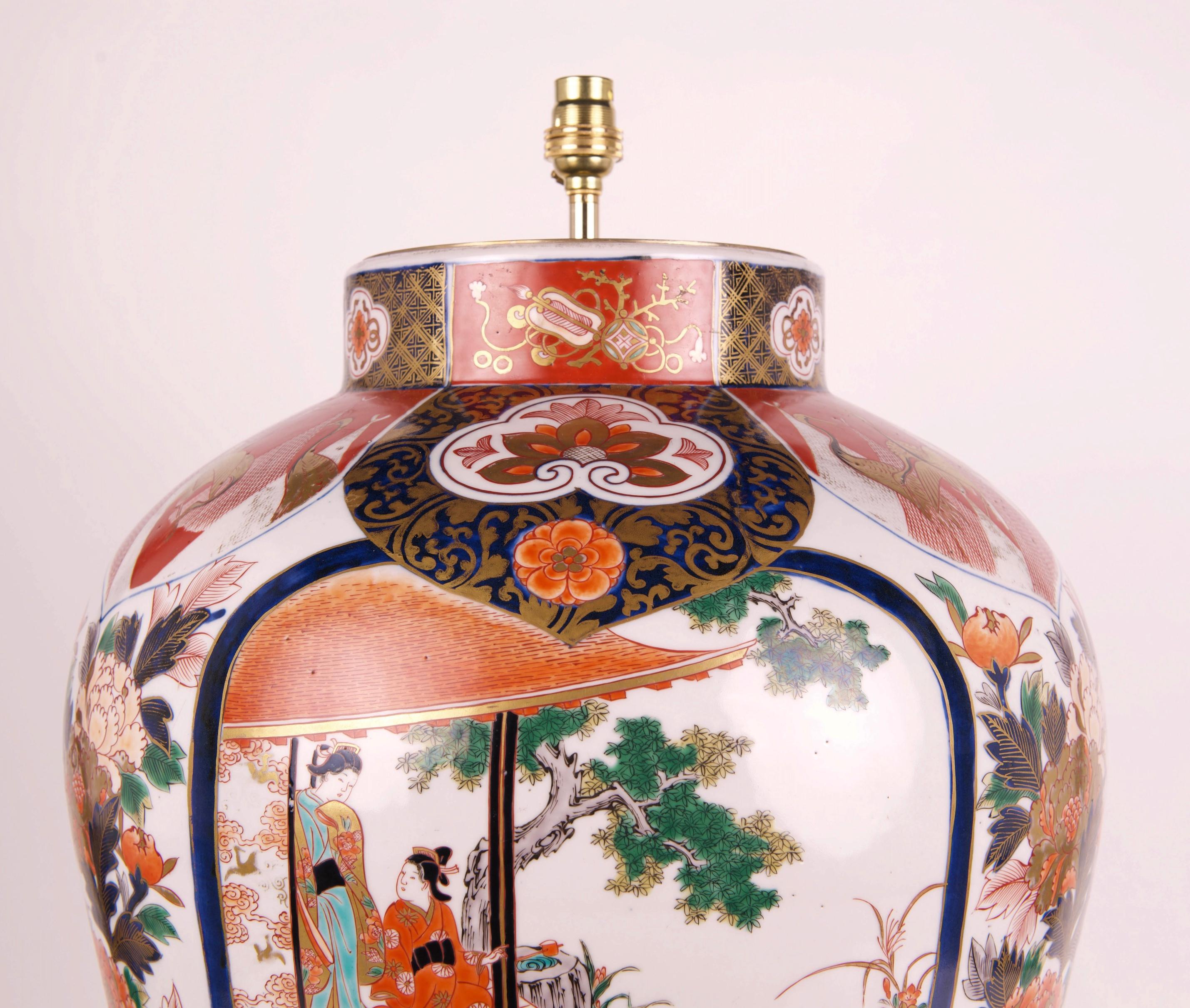 Grande lampe de bureau japonaise d'antiquités Imari du 19ème siècle Bon état - En vente à London, GB