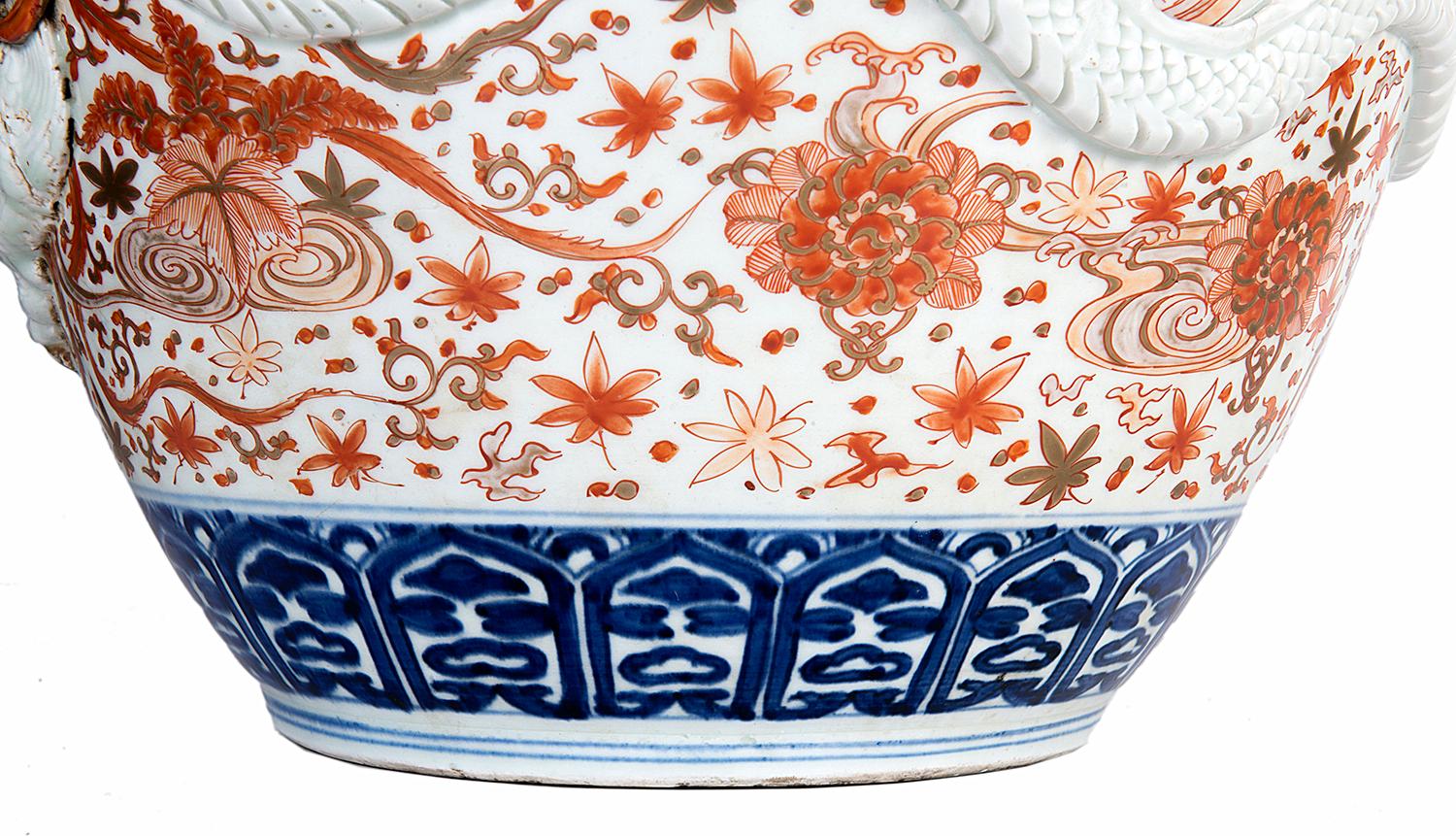 Porcelain Large 19th Century Japanese Imari Jardinière