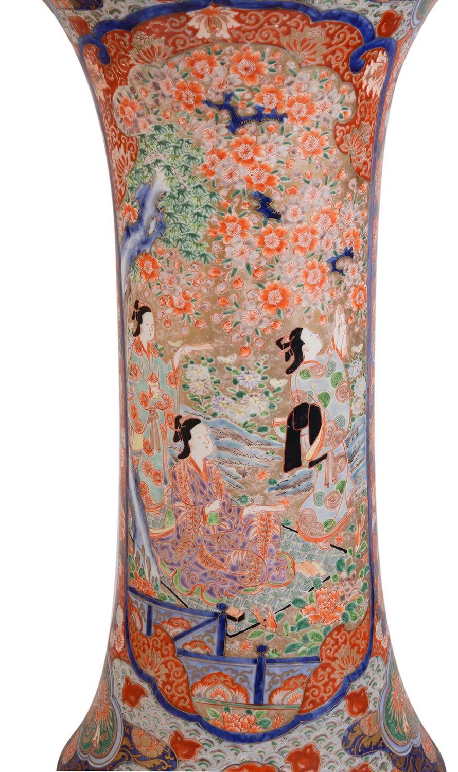 Peint à la main Grand vase / lampe Imari japonaise du 19ème siècle en vente