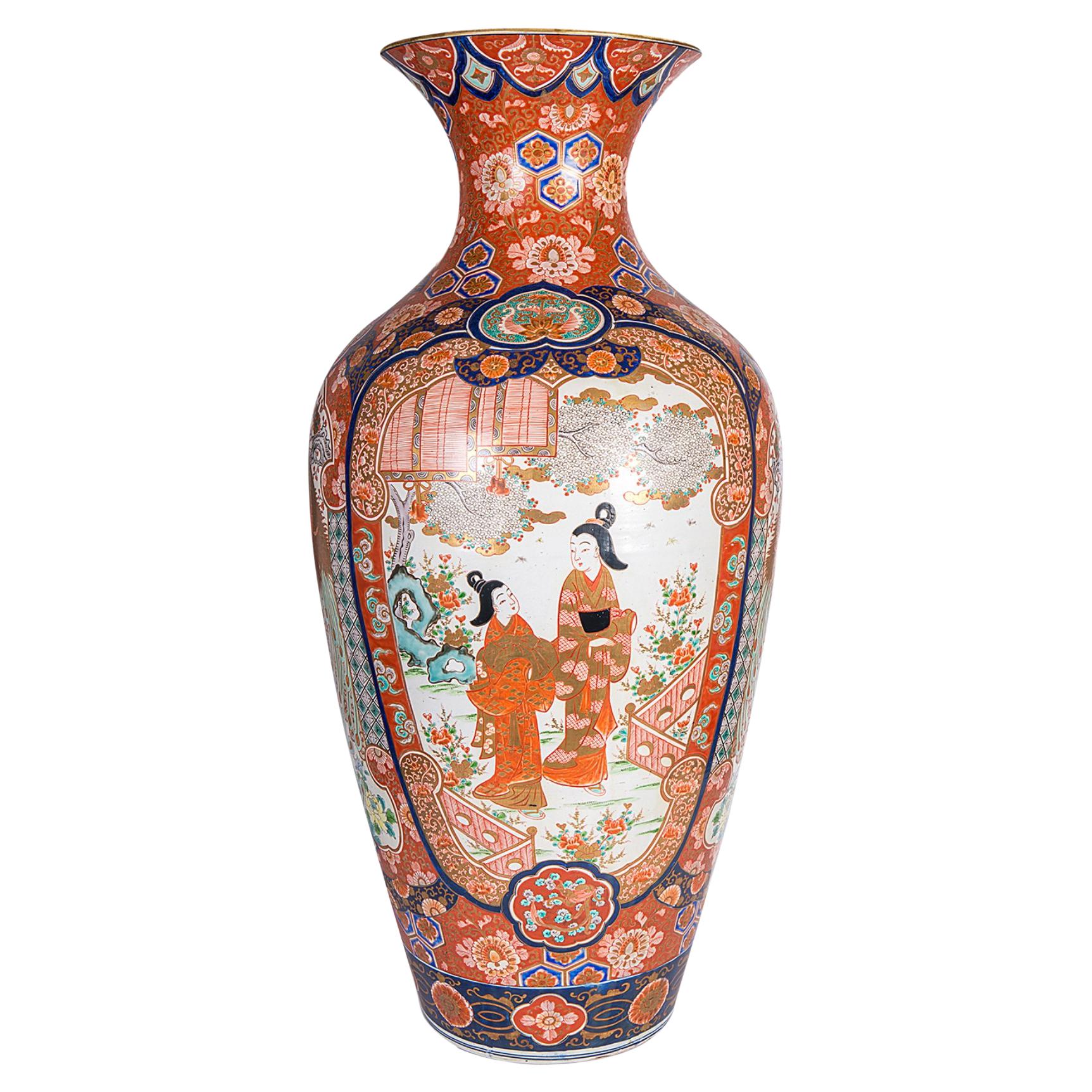 Large 19th Century Japanese Imari Vase For Sale at 1stdibs