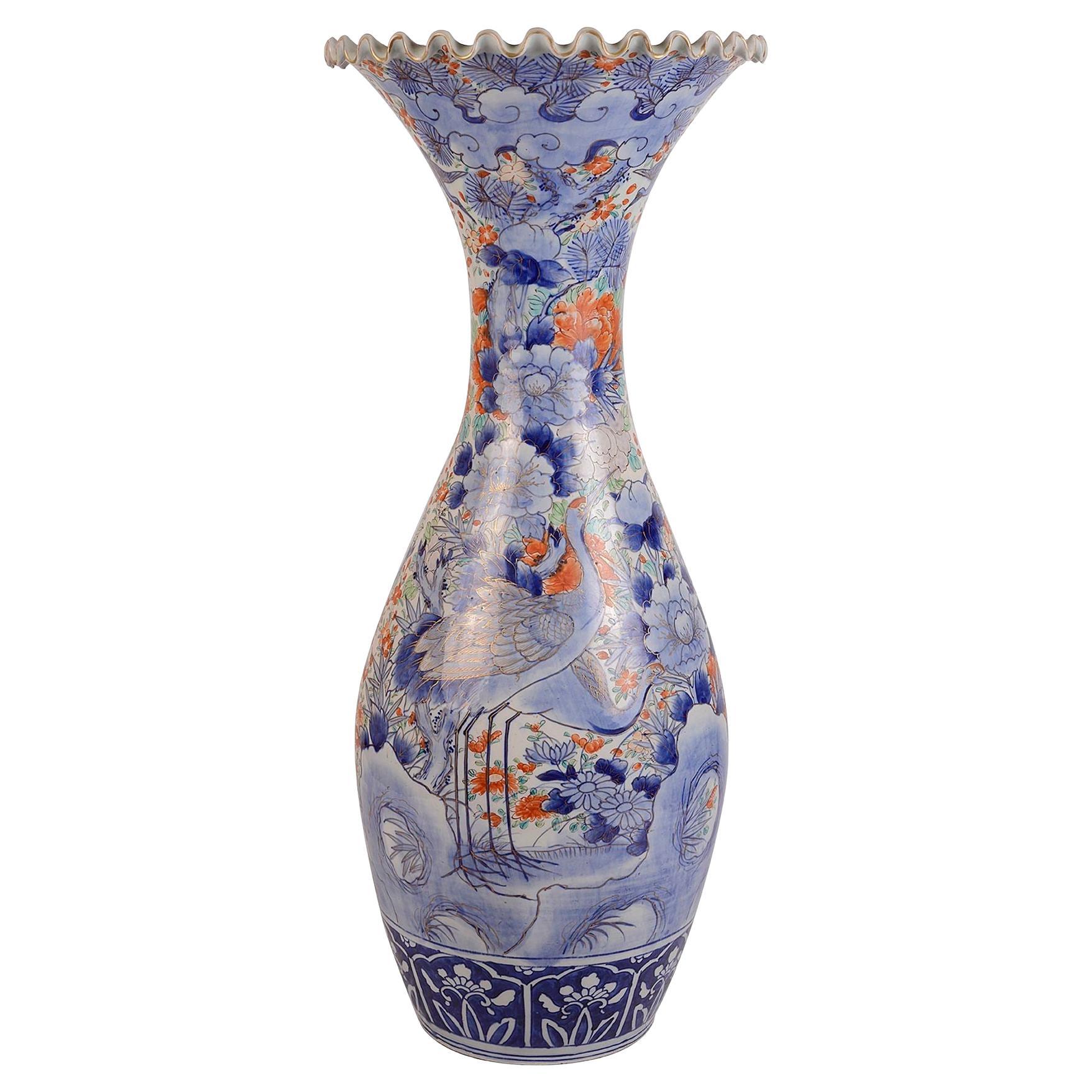 Large 19th Century Japanese Imari vase. For Sale