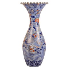 Große japanische Imari-Vase aus dem 19. Jahrhundert.