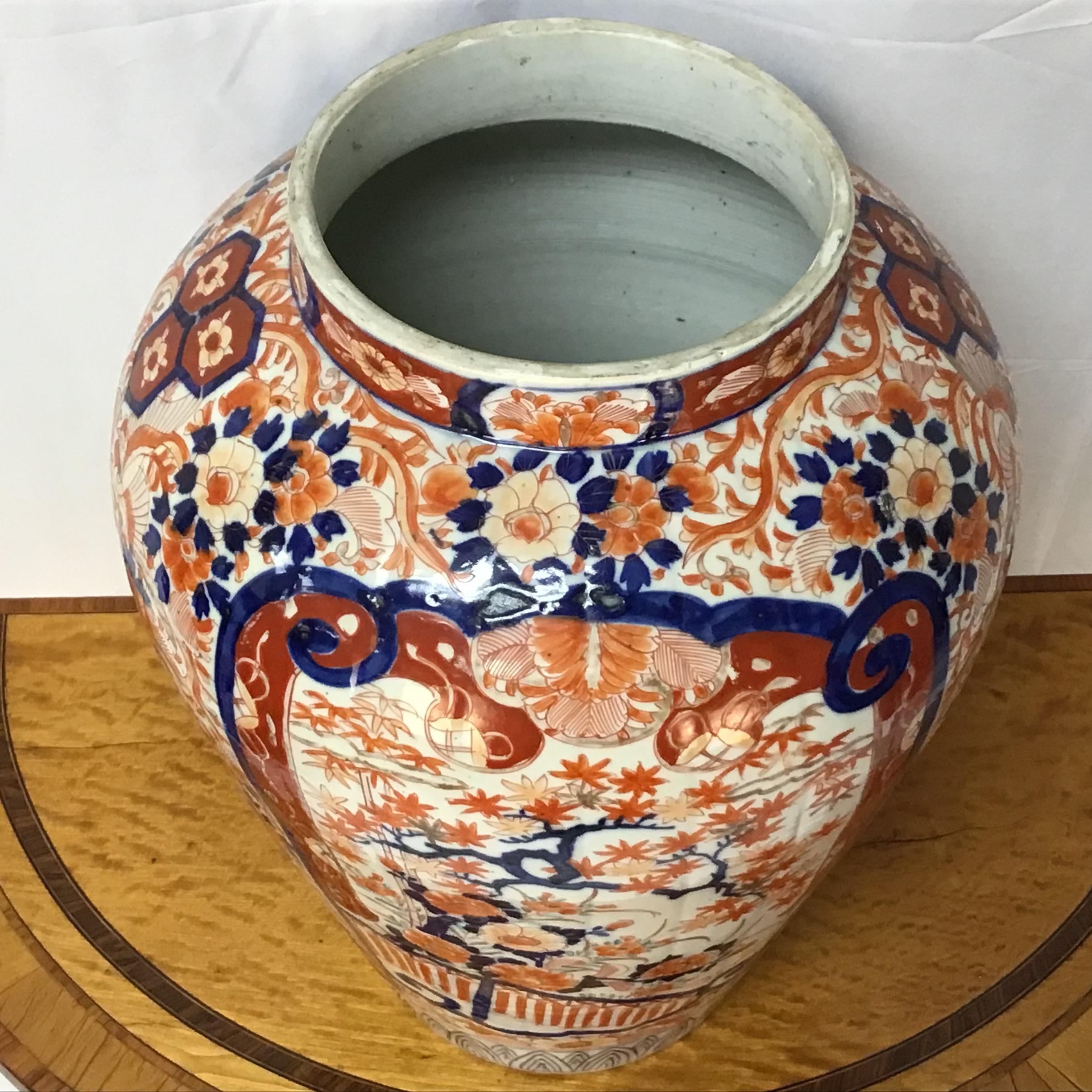 imari porcelain vase