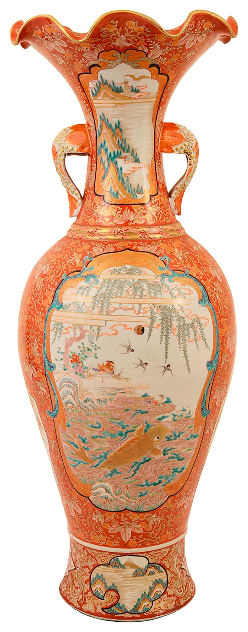 Große japanische Kutani-Vase aus dem 19. Jahrhundert im Angebot 2