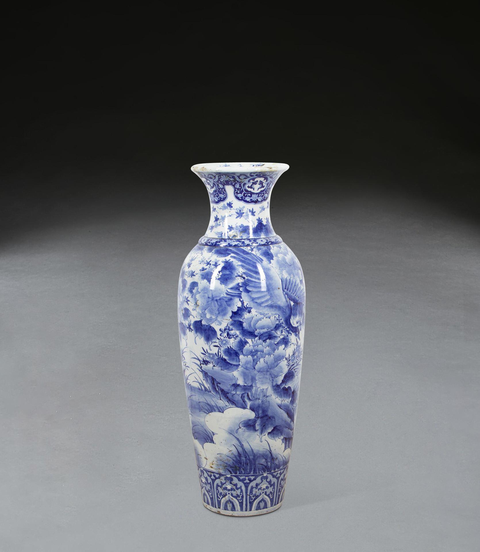 ﻿ A large and decorative 19th Century blue and white Japanese vase of ovoid form and interesting scenes. In good condition with no damage. Useful as a stick stand, decorative sculpture or as a vase. Price includes free delivery throughout the UK.