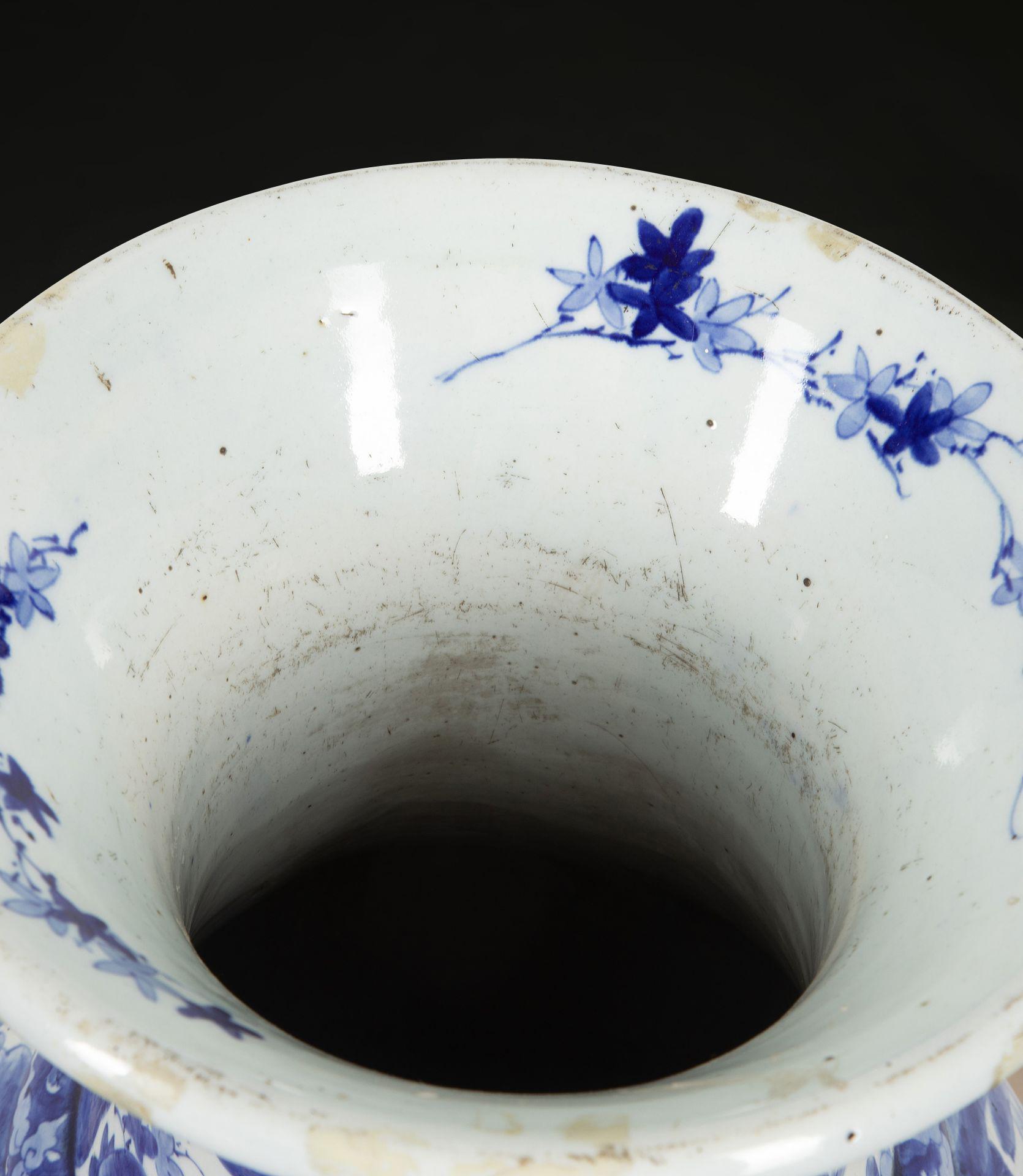 Large 19th Century Japanese Vase In Good Condition For Sale In Shipston-On-Stour, GB