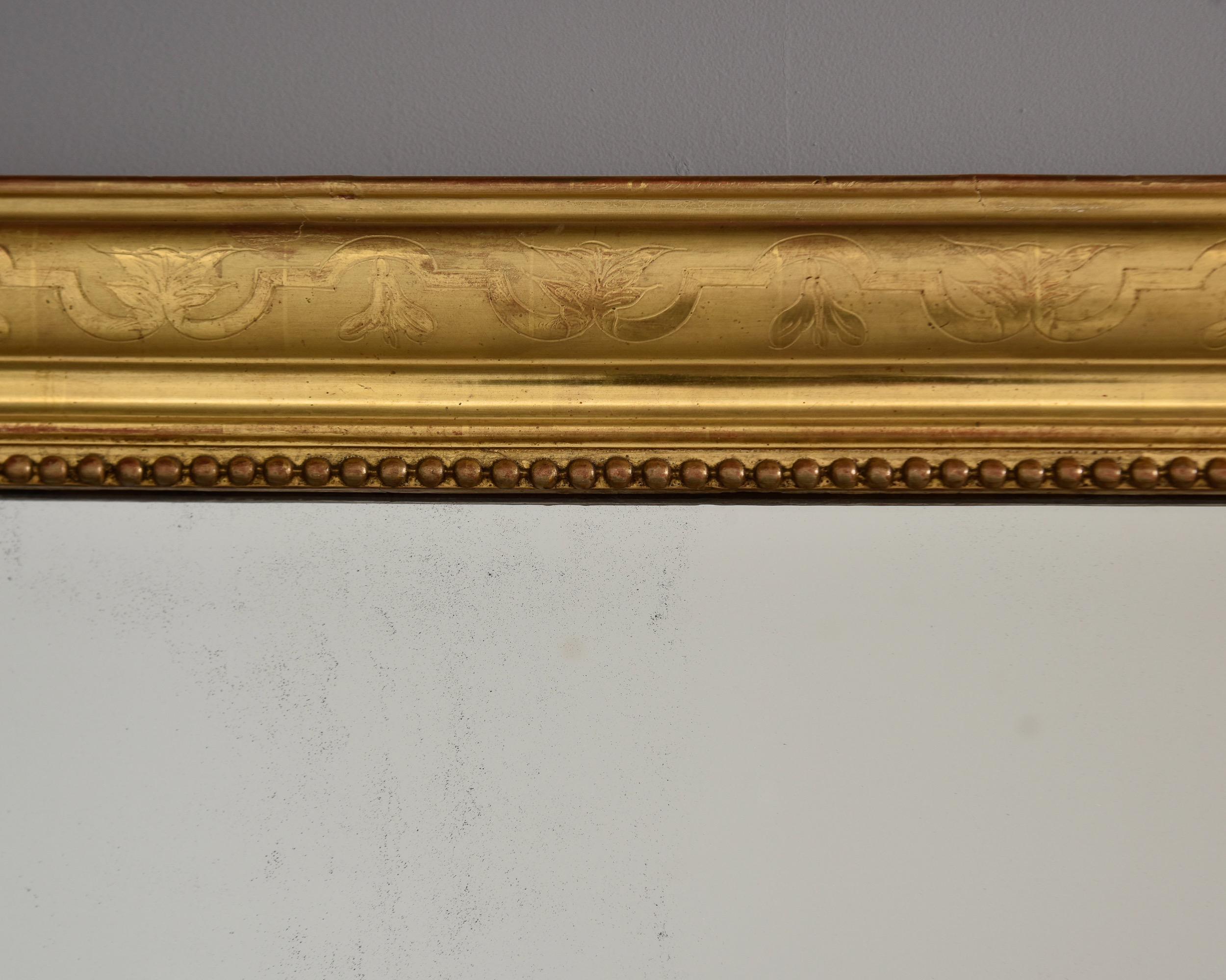 Grand miroir à cadre doré Louis Philippe du 19ème siècle en vente 3