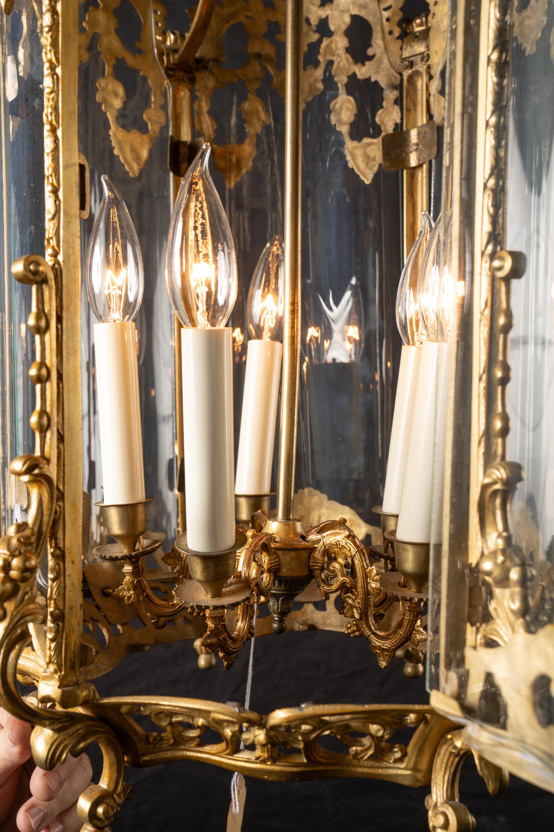 Large 19th Century Louis XV Reticulated Bronze Lantern with Curved Glass For Sale 5
